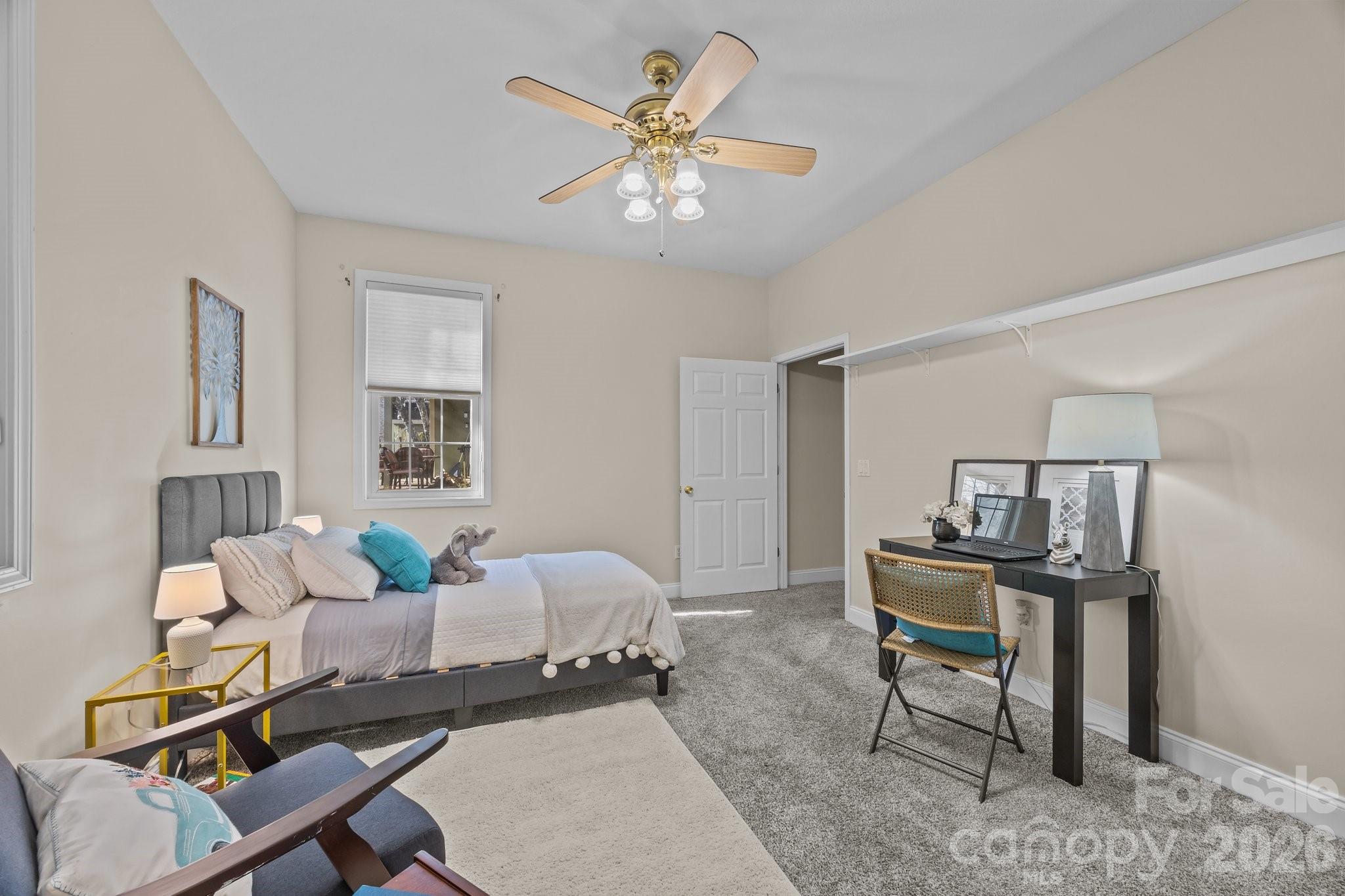 612 Vista Falls Road — Mills River