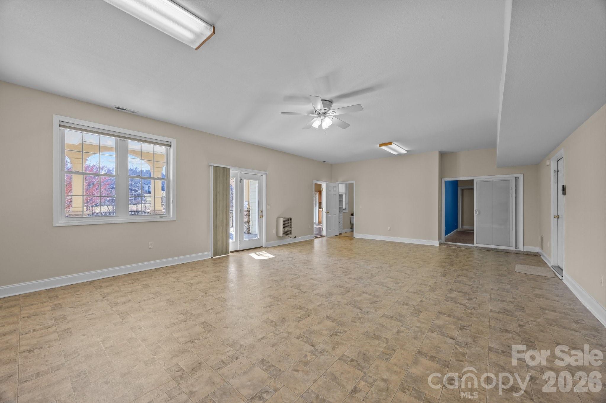 612 Vista Falls Road — Mills River
