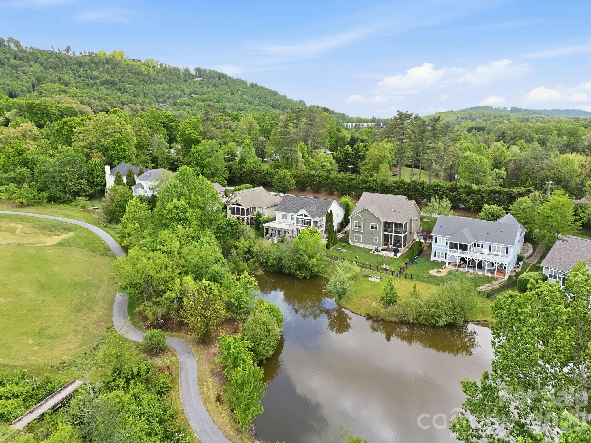 612 Vista Falls Road — Mills River