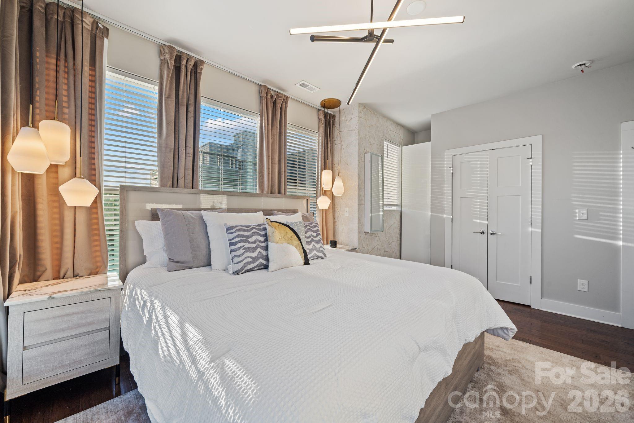 1605 Cannon View Lane — Charlotte