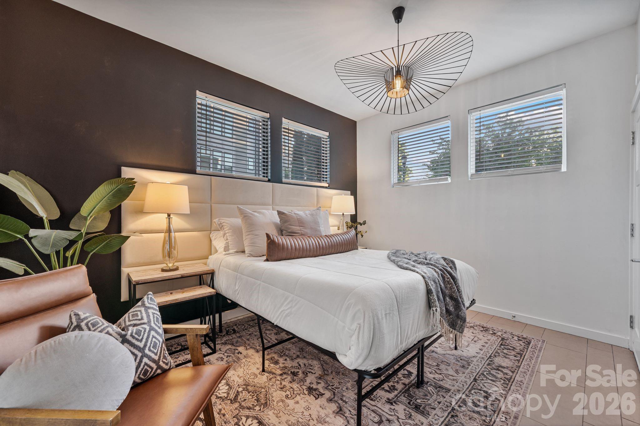 1605 Cannon View Lane — Charlotte