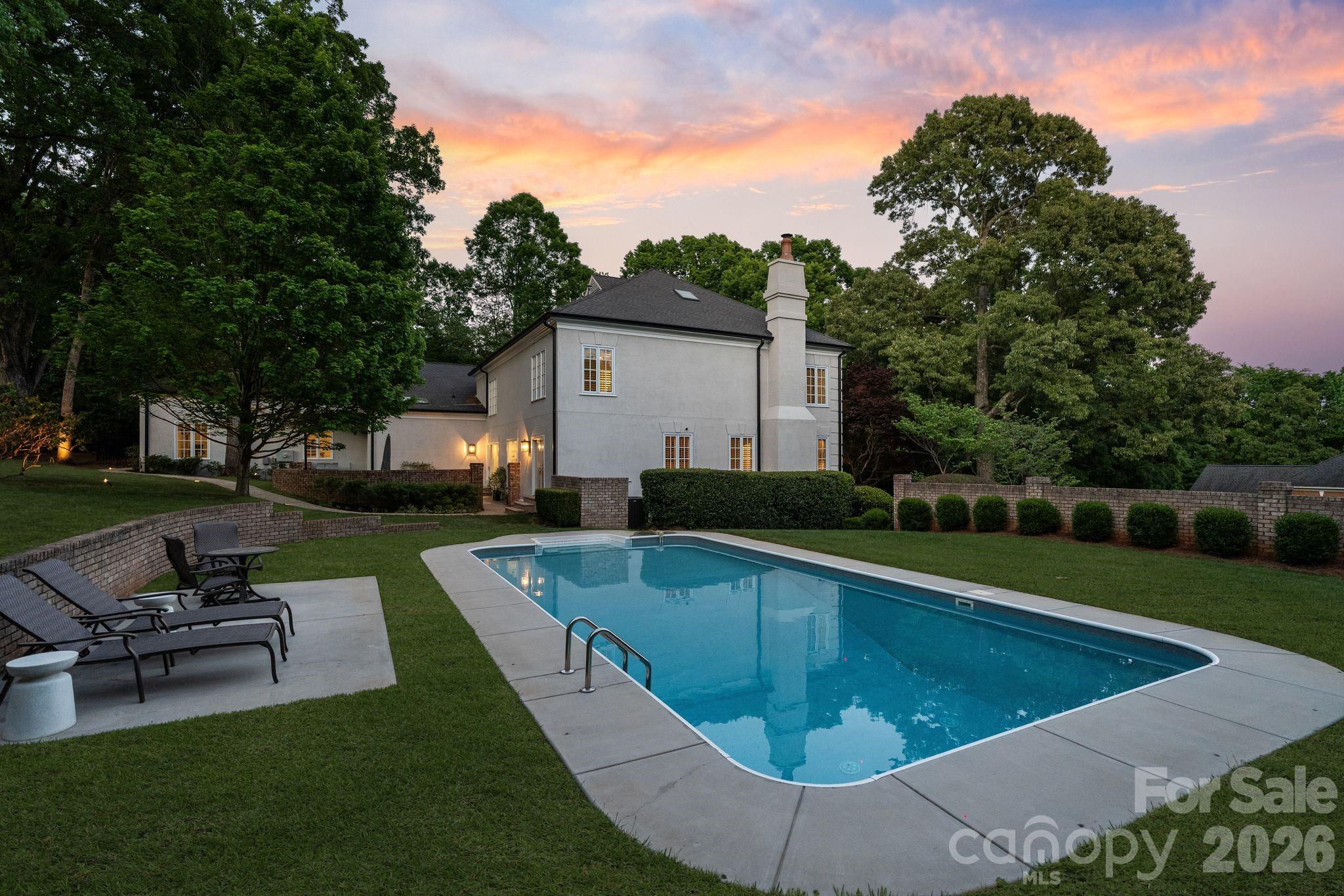 8124 Greencastle Drive — Charlotte