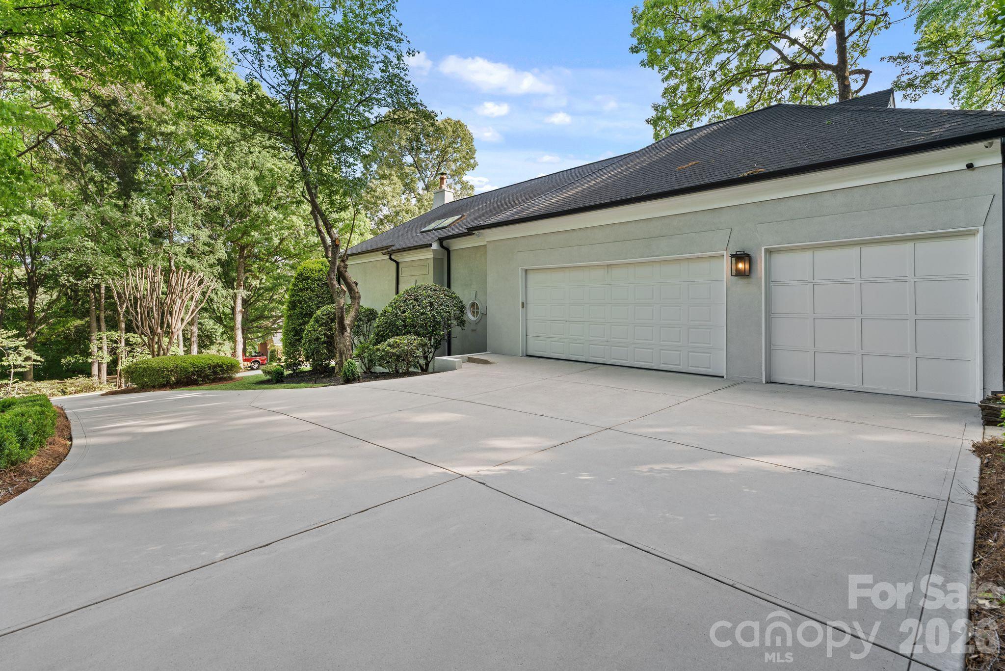 8124 Greencastle Drive — Charlotte