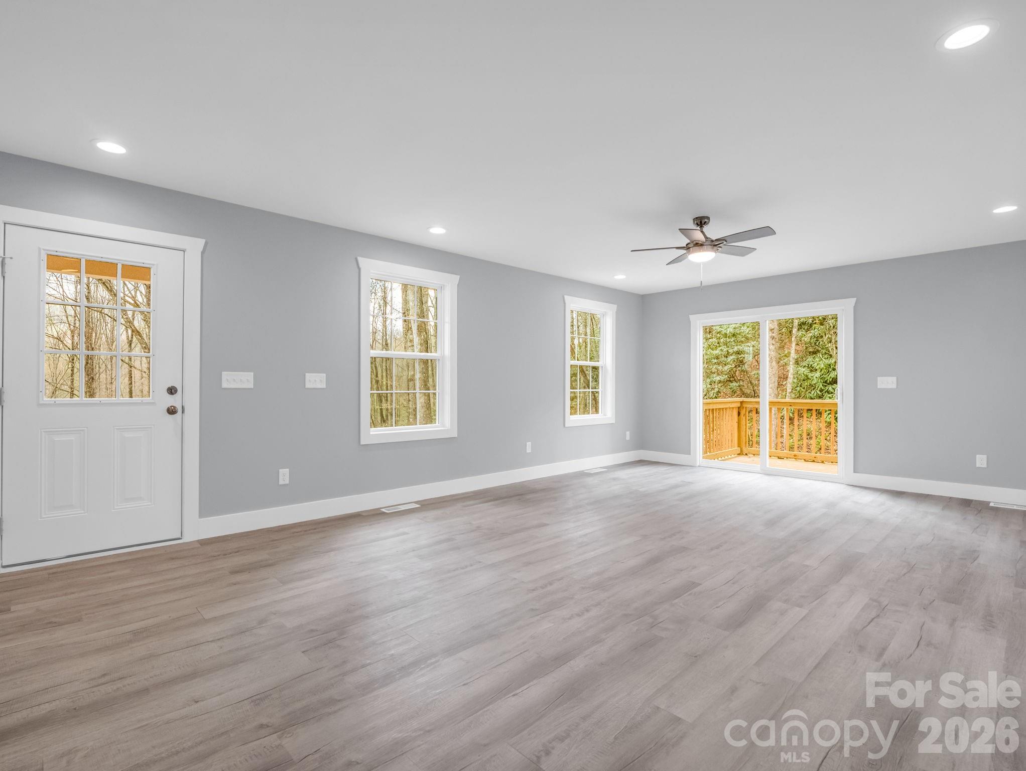 1460 Pickens Highway — Rosman
