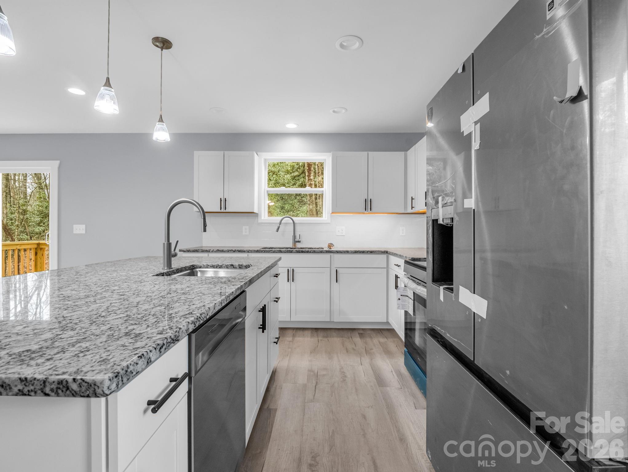 1460 Pickens Highway — Rosman