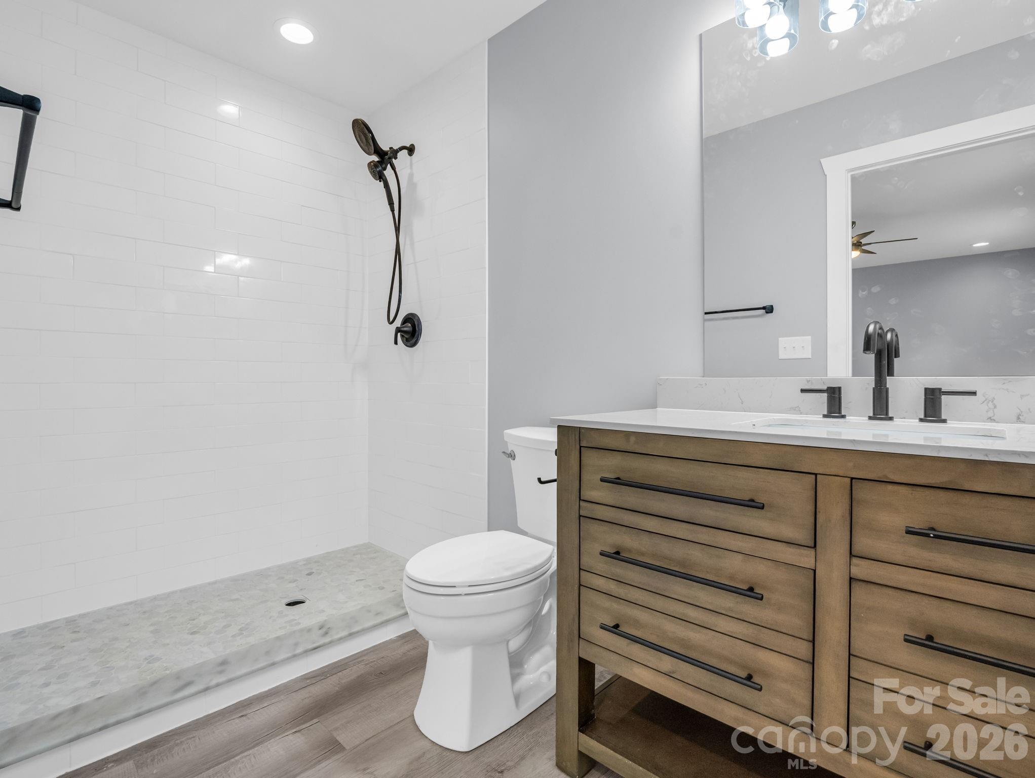 1460 Pickens Highway — Rosman
