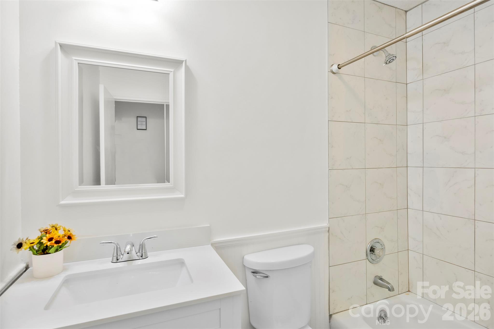 425 Whitethorn Drive — Gastonia