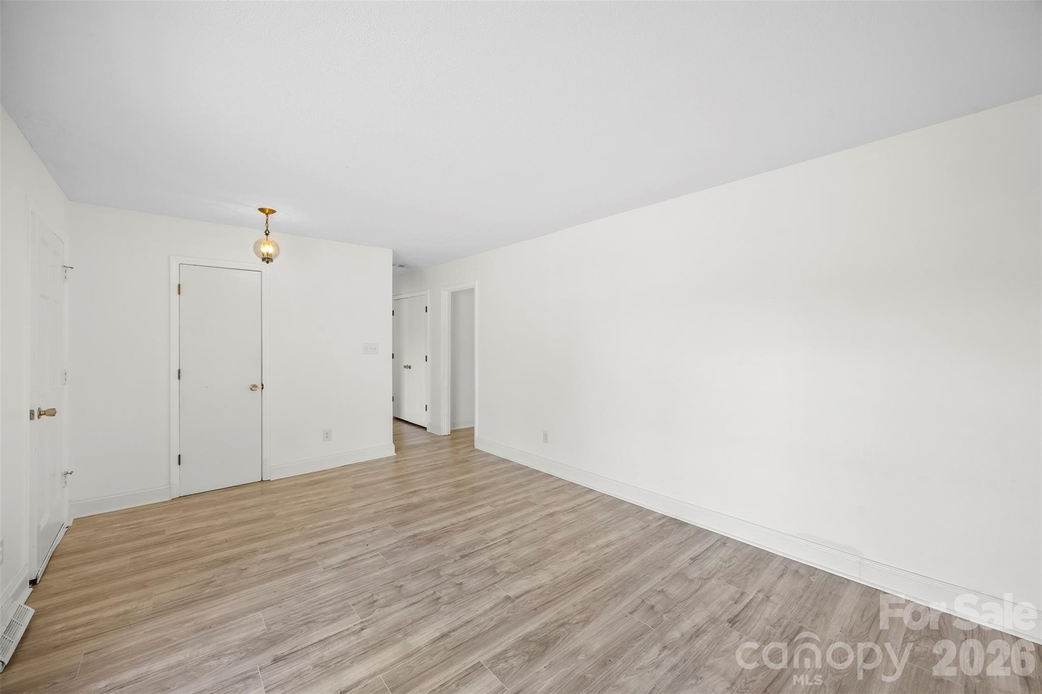 425 Whitethorn Drive — Gastonia