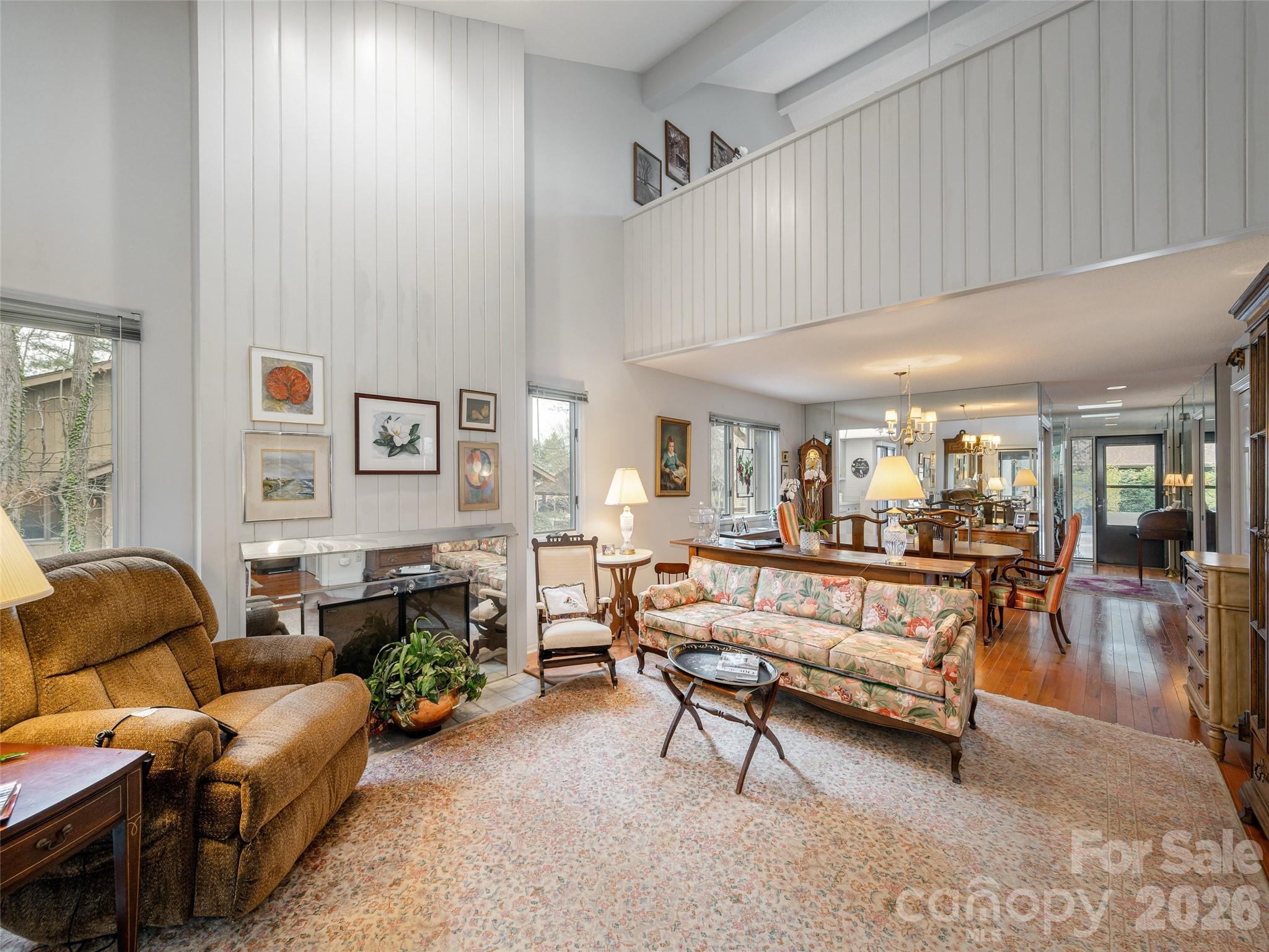 601 Red Oak Drive — Hendersonville