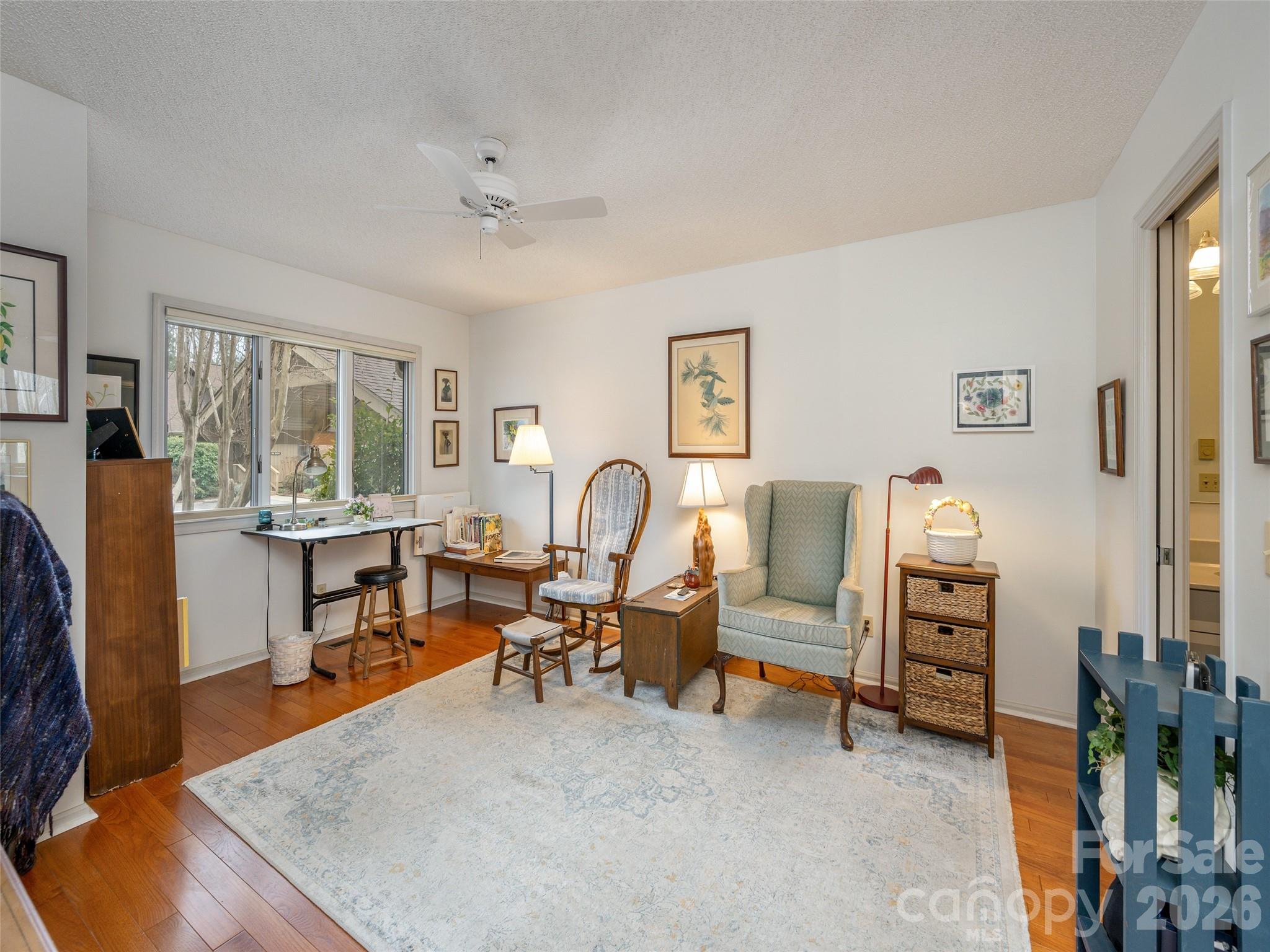 601 Red Oak Drive — Hendersonville