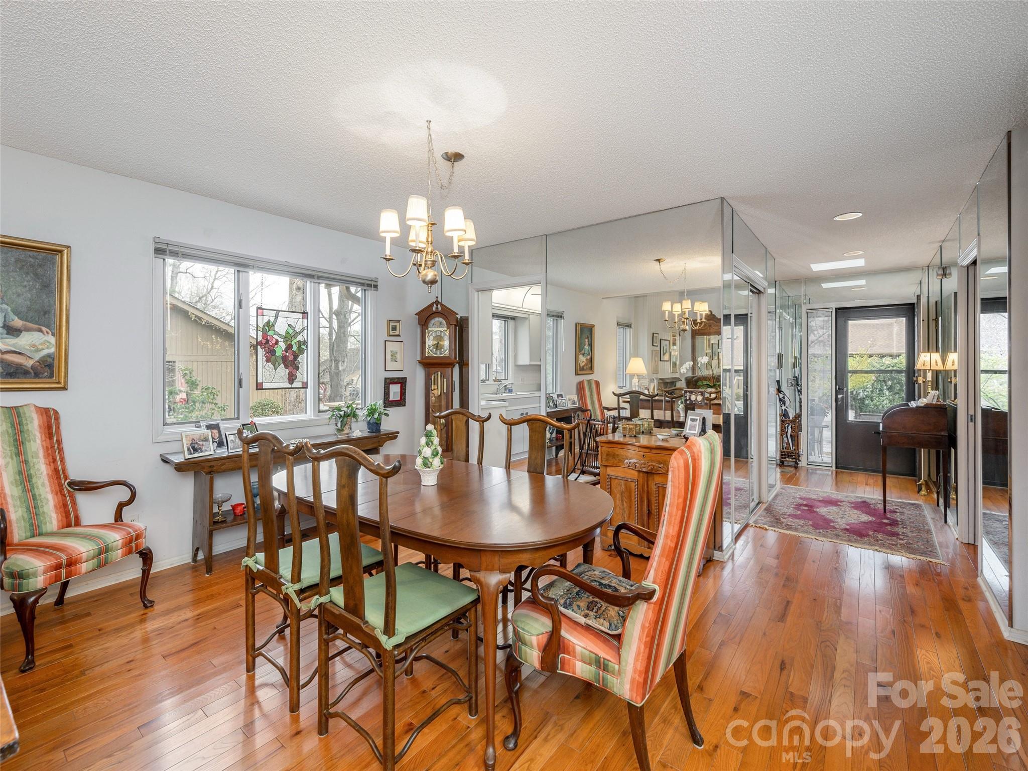 601 Red Oak Drive — Hendersonville