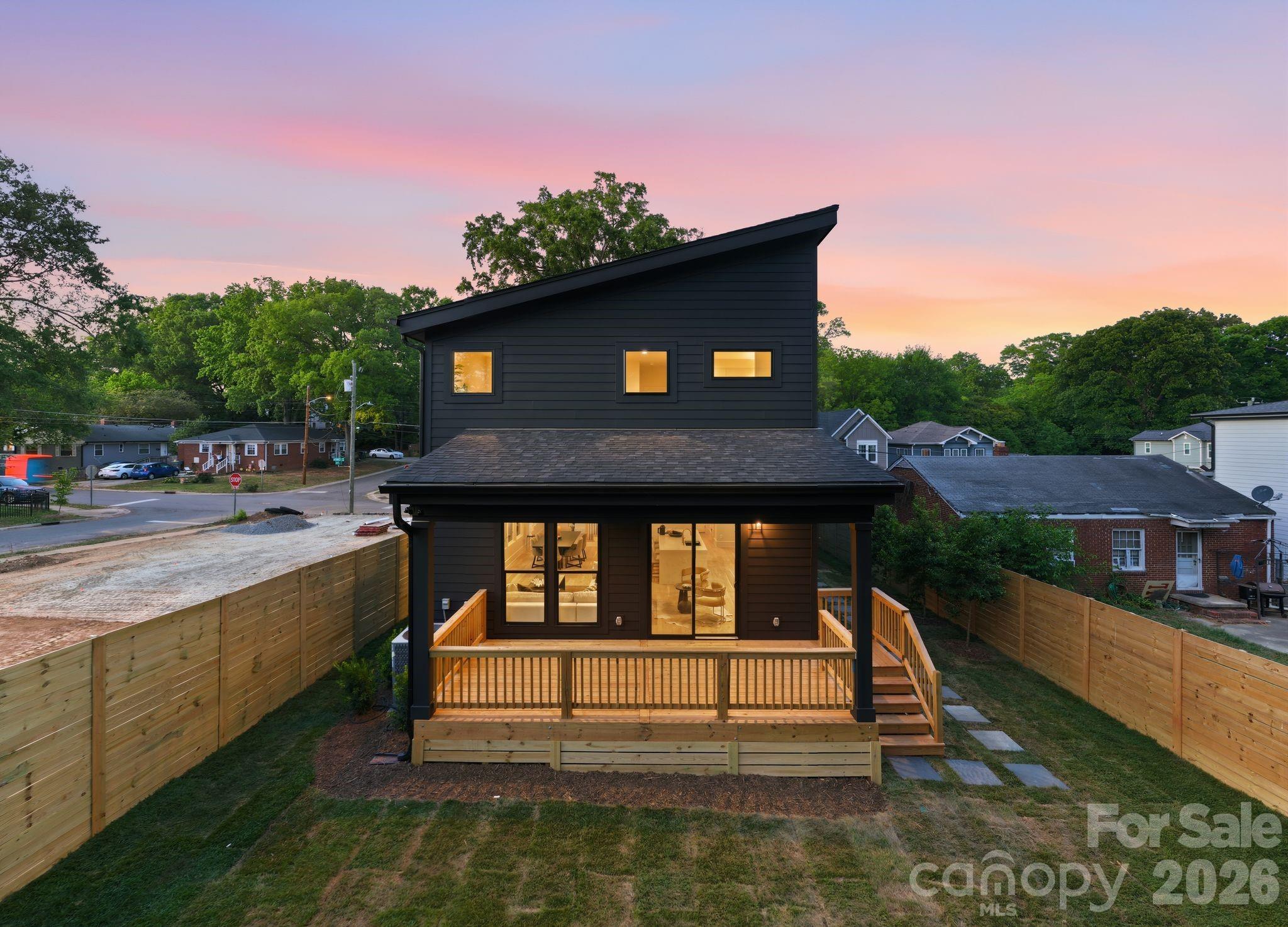 1404 Downs Avenue — Charlotte