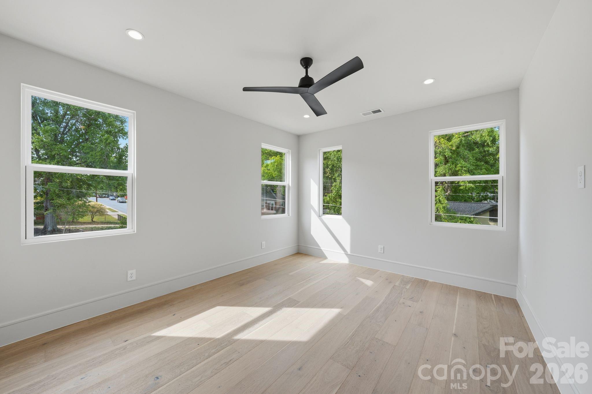 1404 Downs Avenue — Charlotte