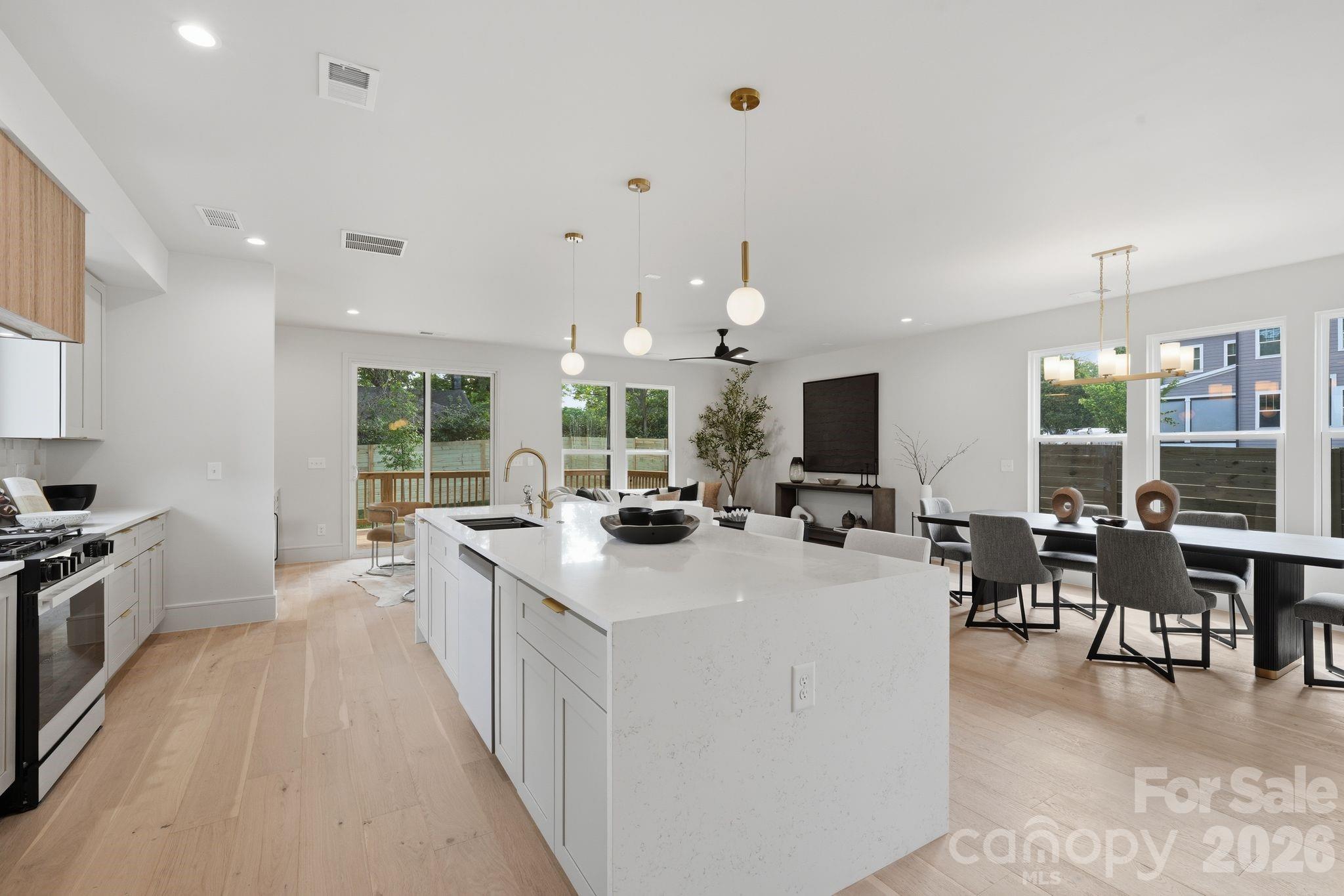 1404 Downs Avenue — Charlotte