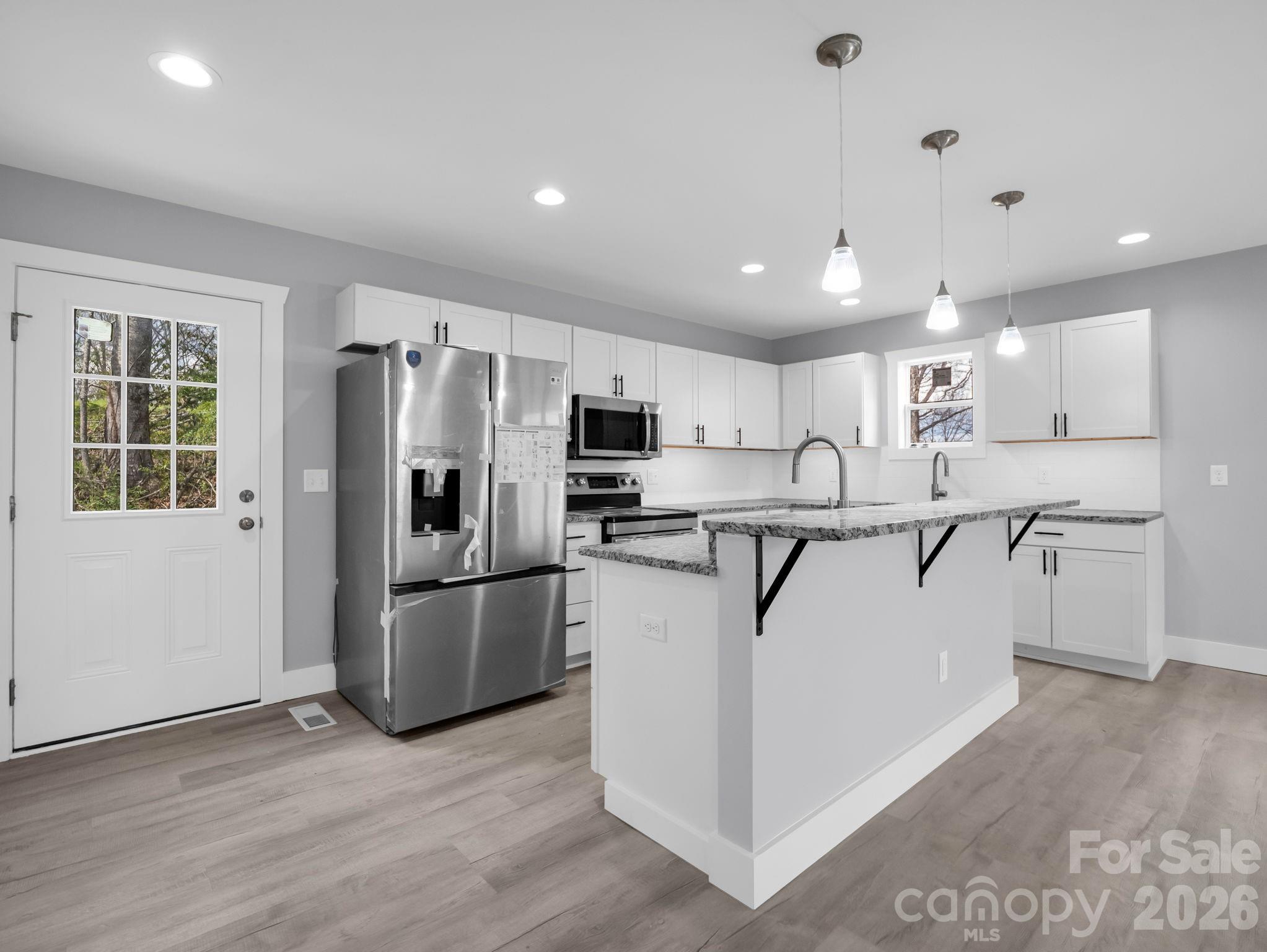 1458 Pickens Highway — Rosman