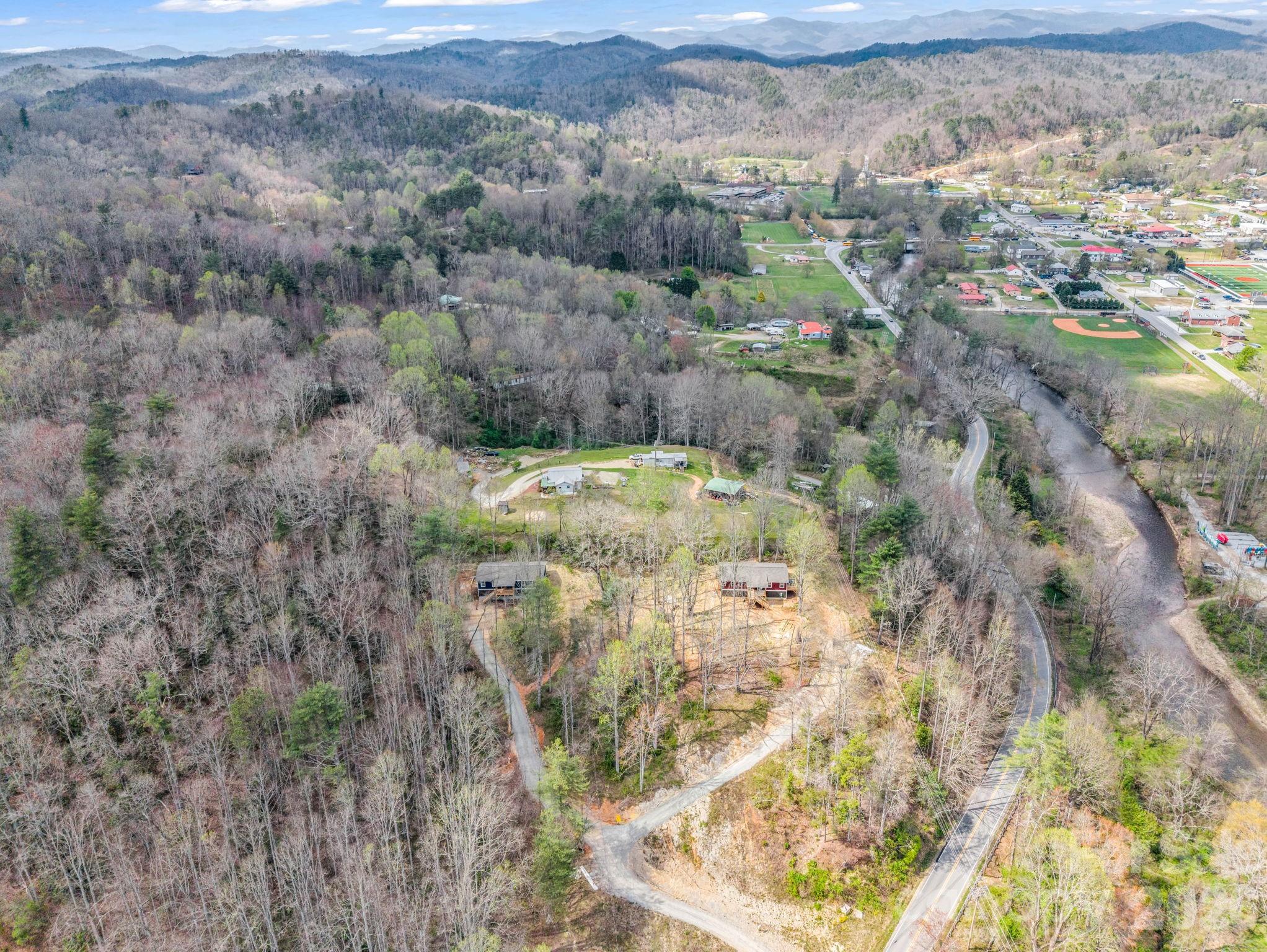 1458 Pickens Highway — Rosman