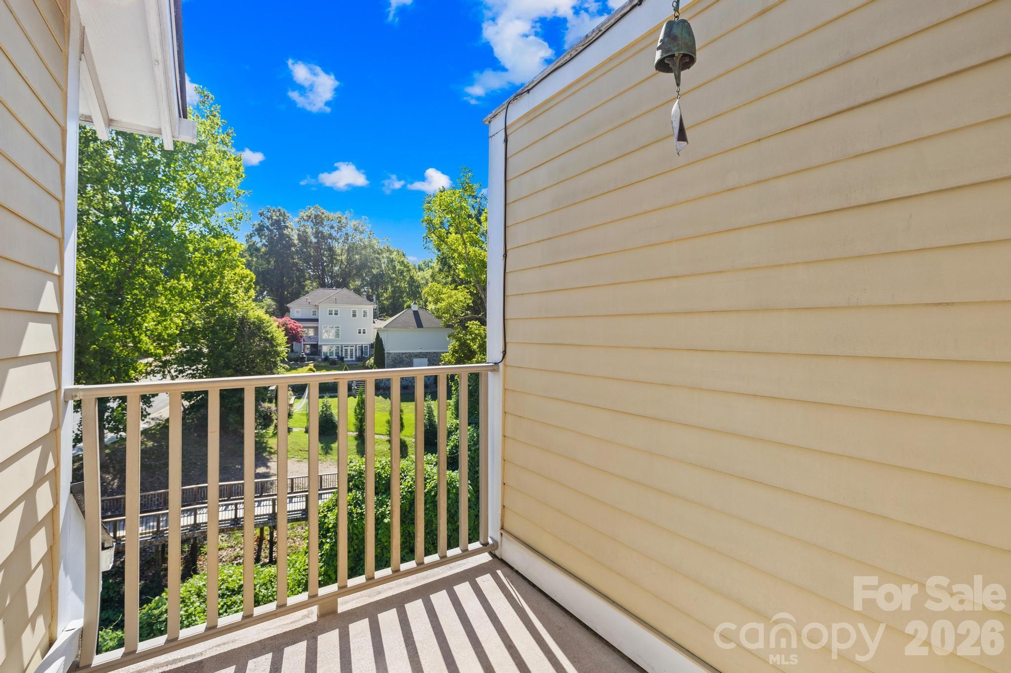 605 Village Main Circle — Davidson