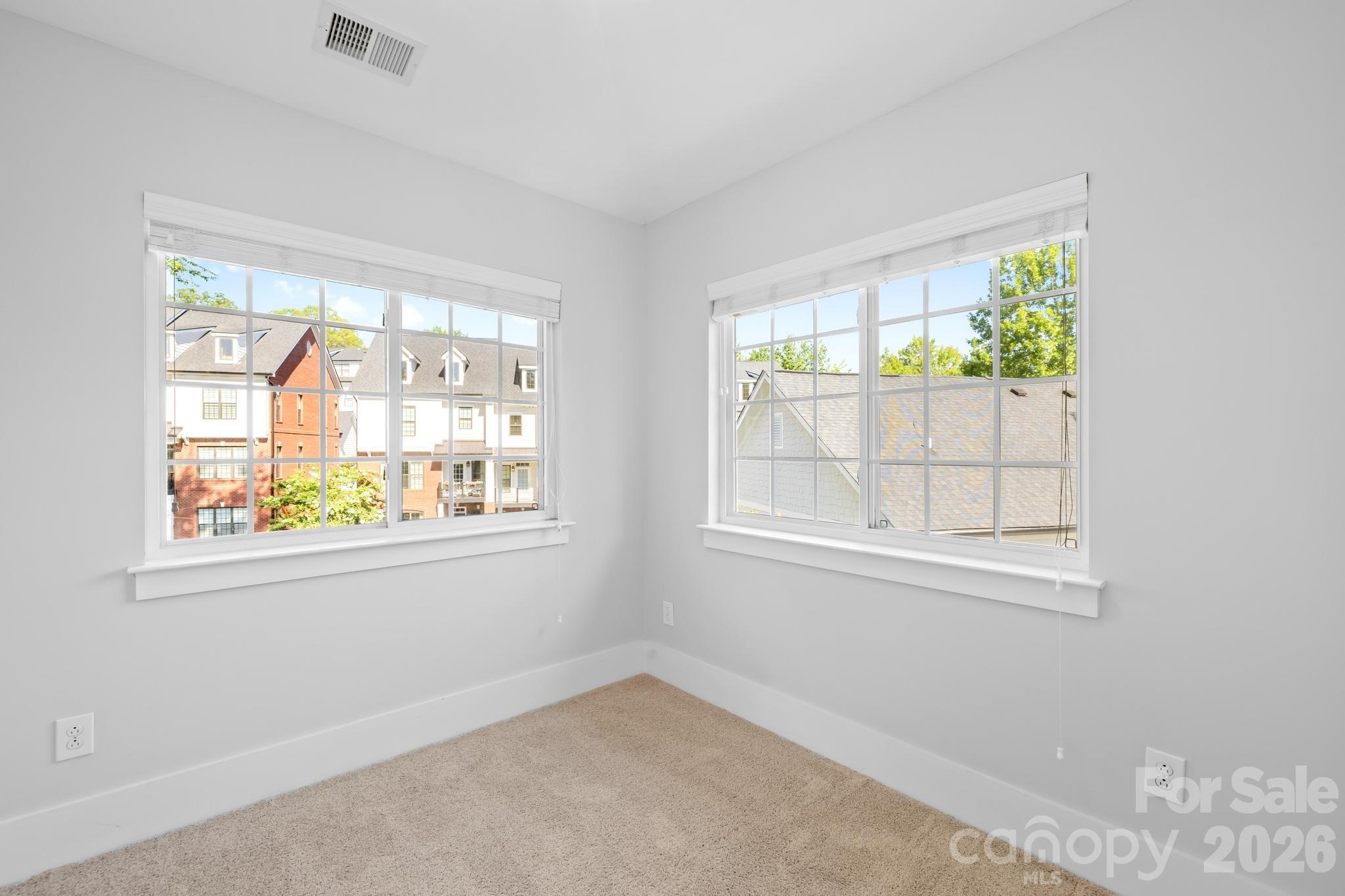 605 Village Main Circle — Davidson