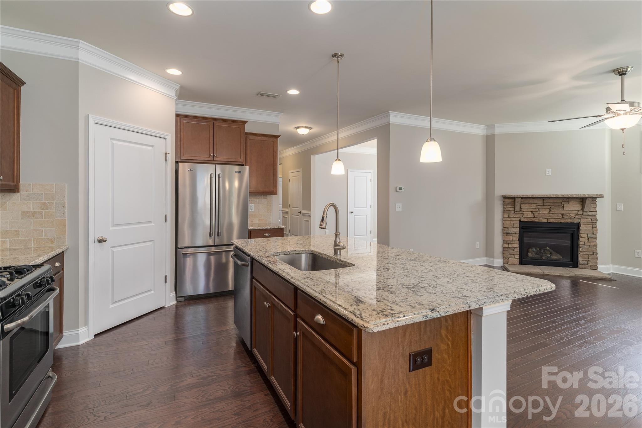 2214 Seagull Drive — Denver