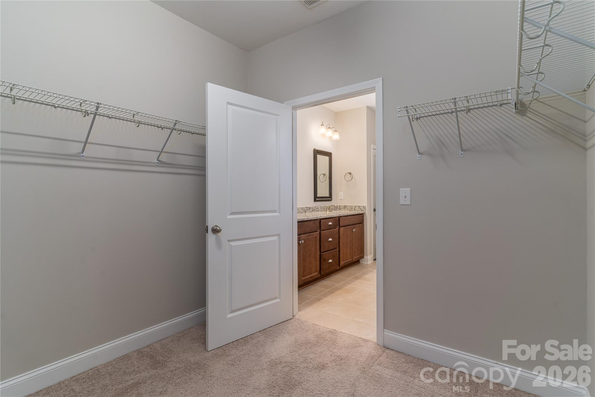 2214 Seagull Drive — Denver