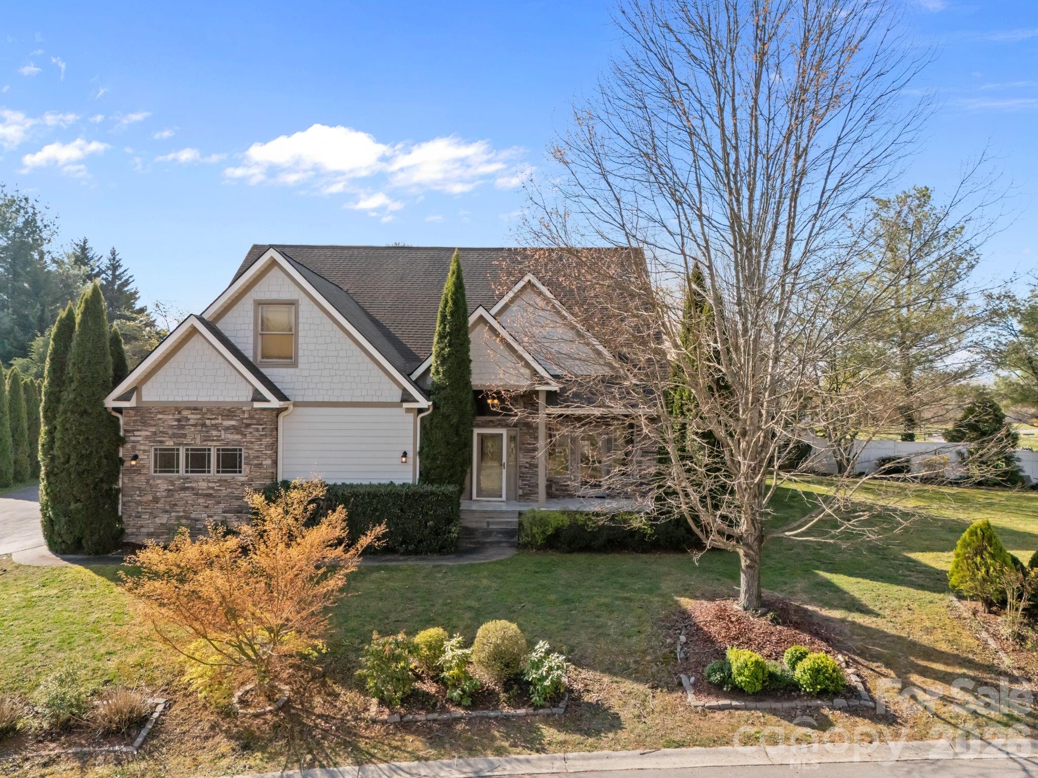 4 AMARETTO Drive — Candler