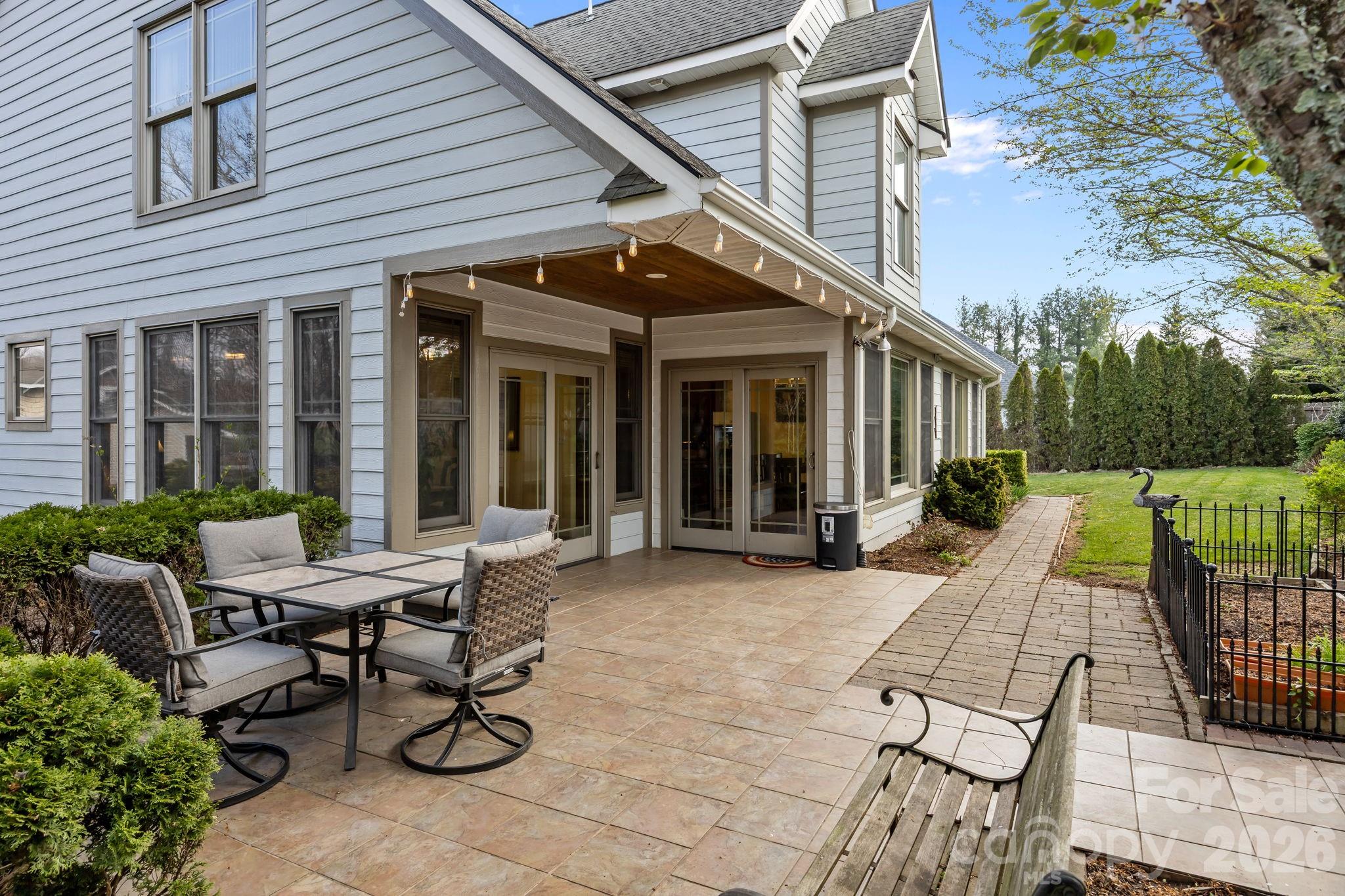 4 AMARETTO Drive — Candler