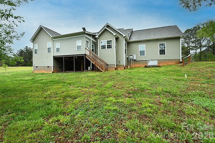 3020 Archer Way Drive — Iron Station