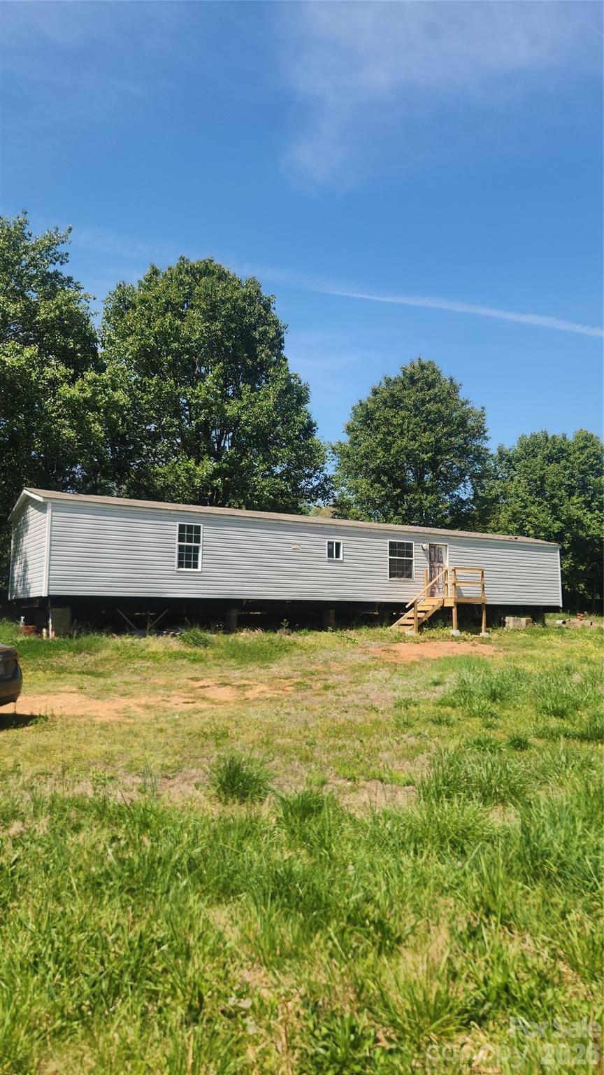 802 W 15th Street — Newton
