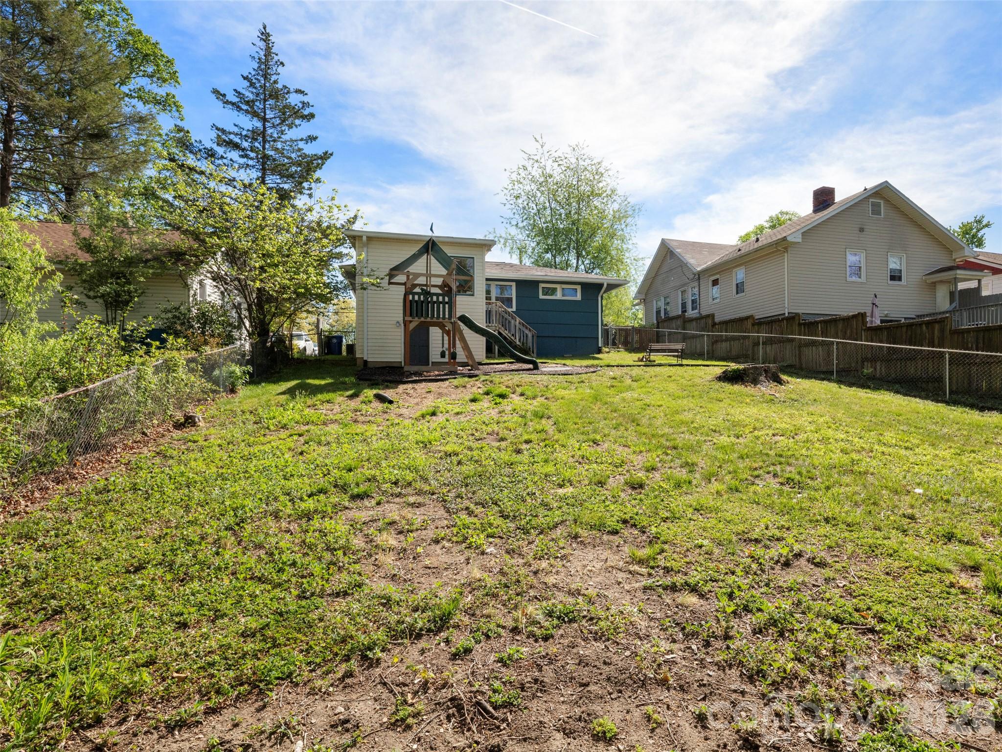68 Vandalia Avenue — Asheville