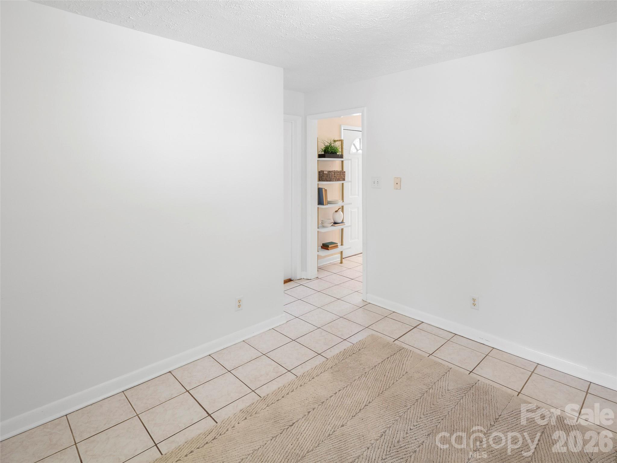 68 Vandalia Avenue — Asheville