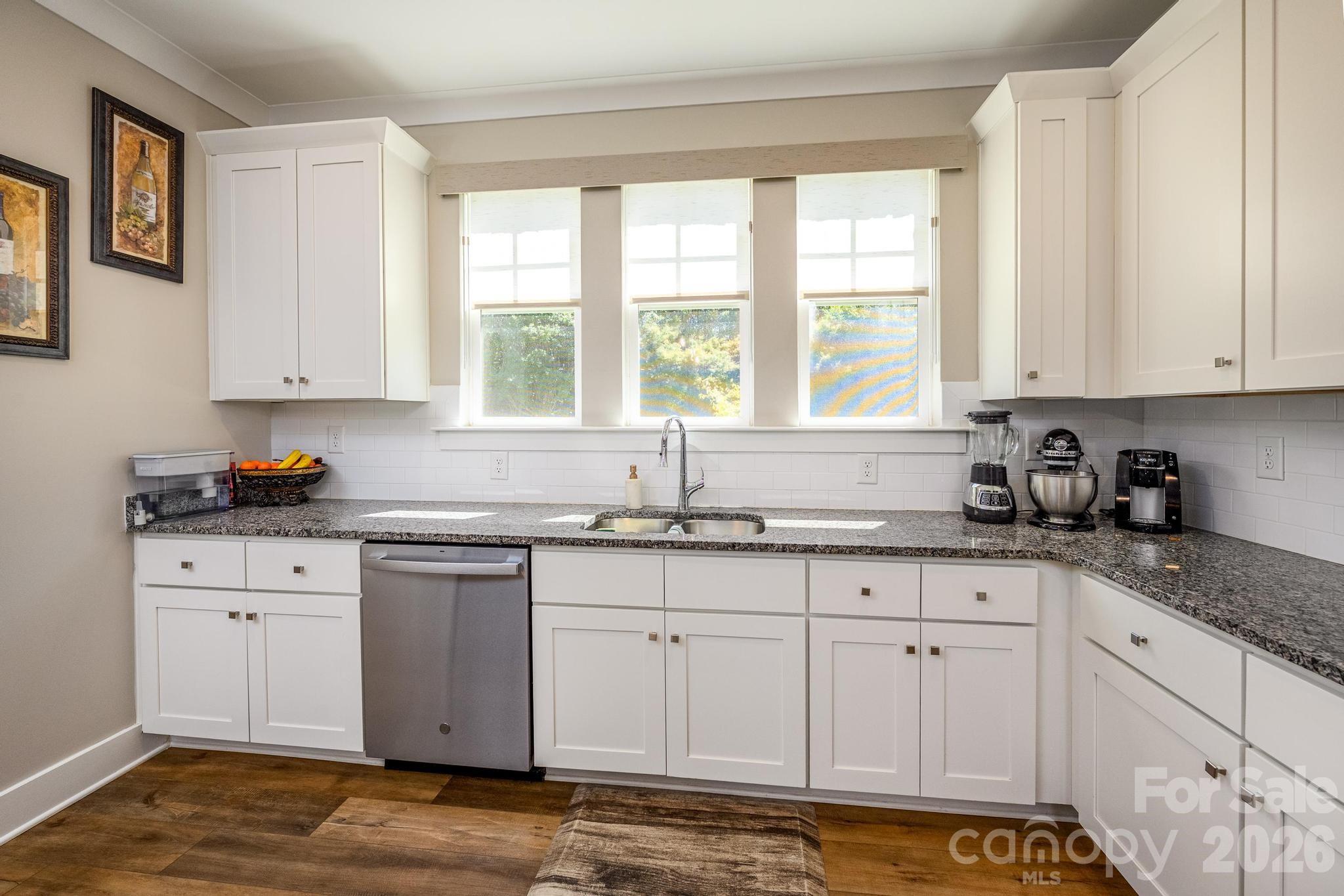114 Glencoe Lane #102 — Mooresville