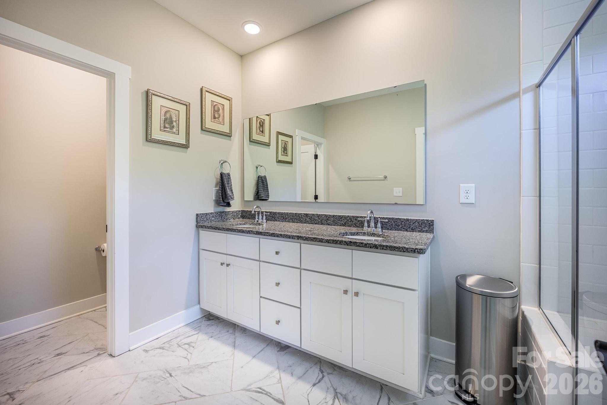 114 Glencoe Lane #102 — Mooresville
