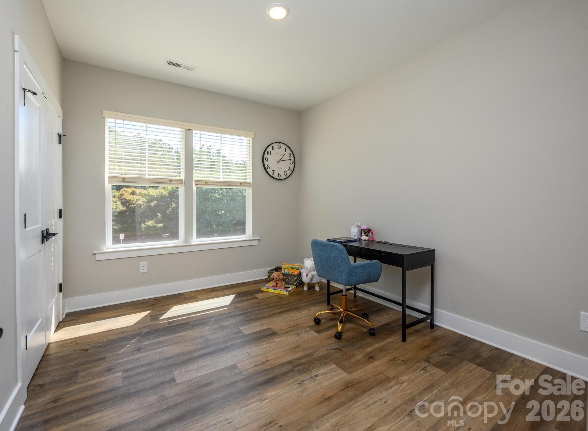 114 Glencoe Lane #102 — Mooresville