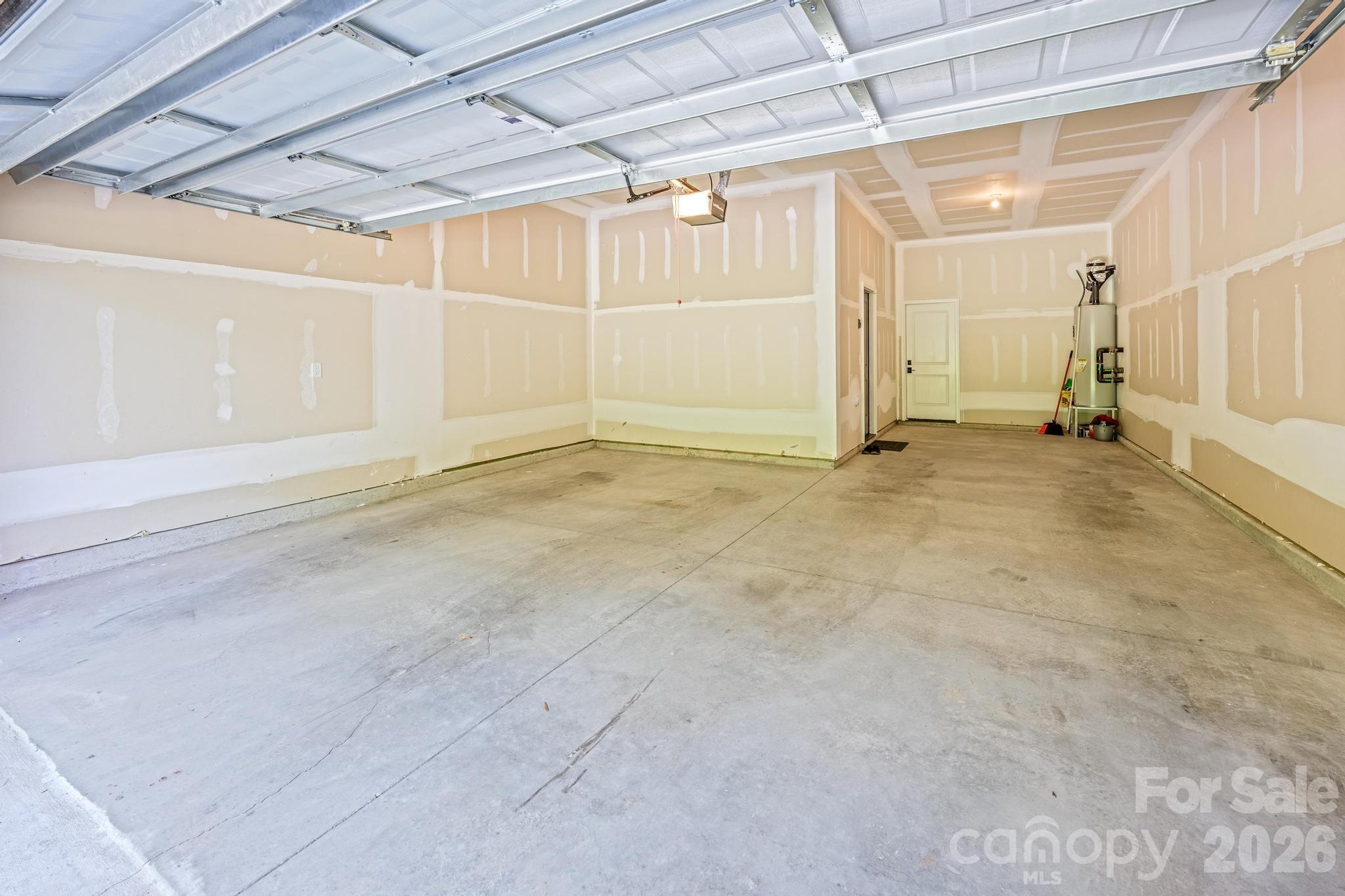 114 Glencoe Lane #102 — Mooresville