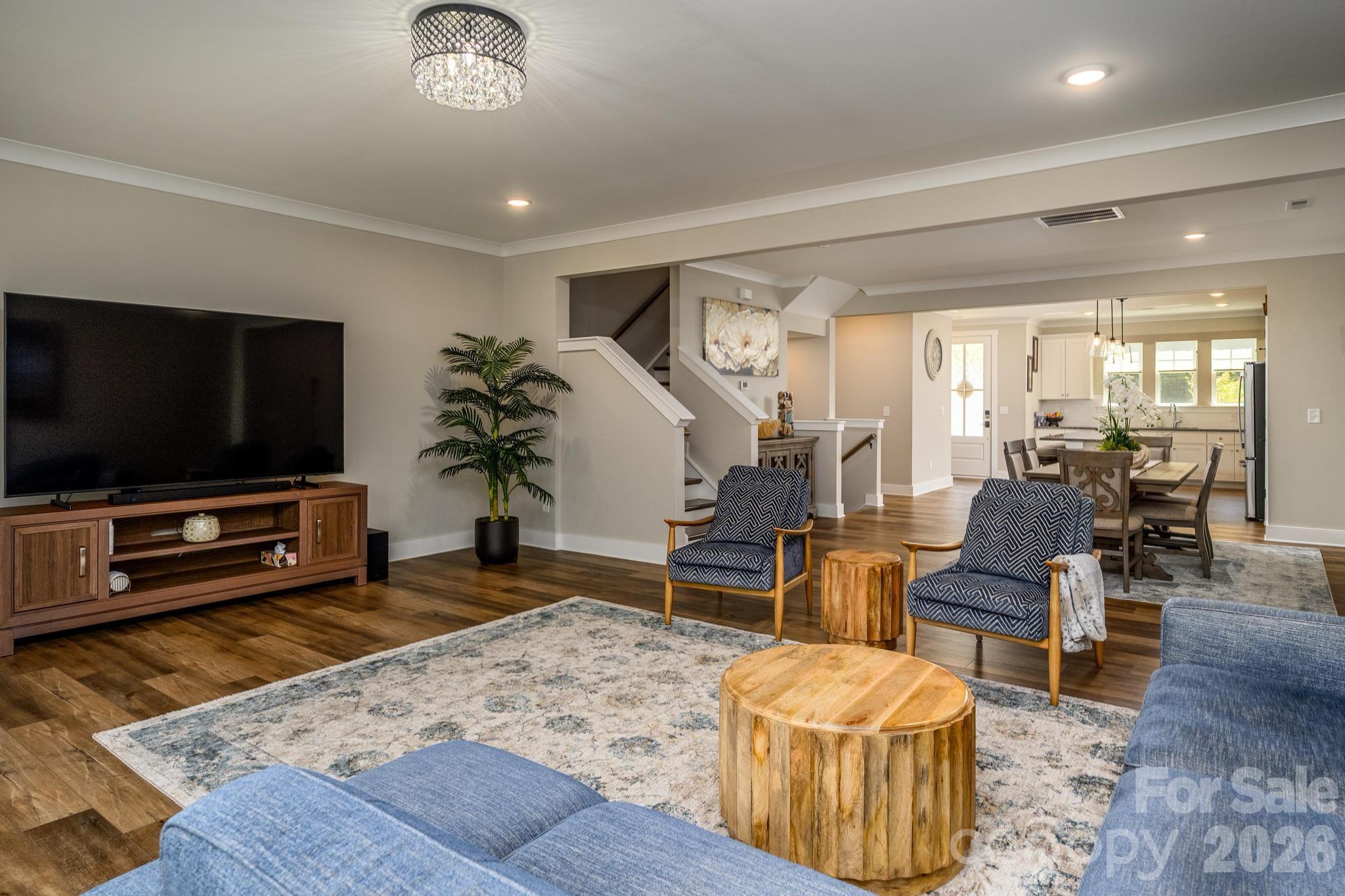 114 Glencoe Lane #102 — Mooresville