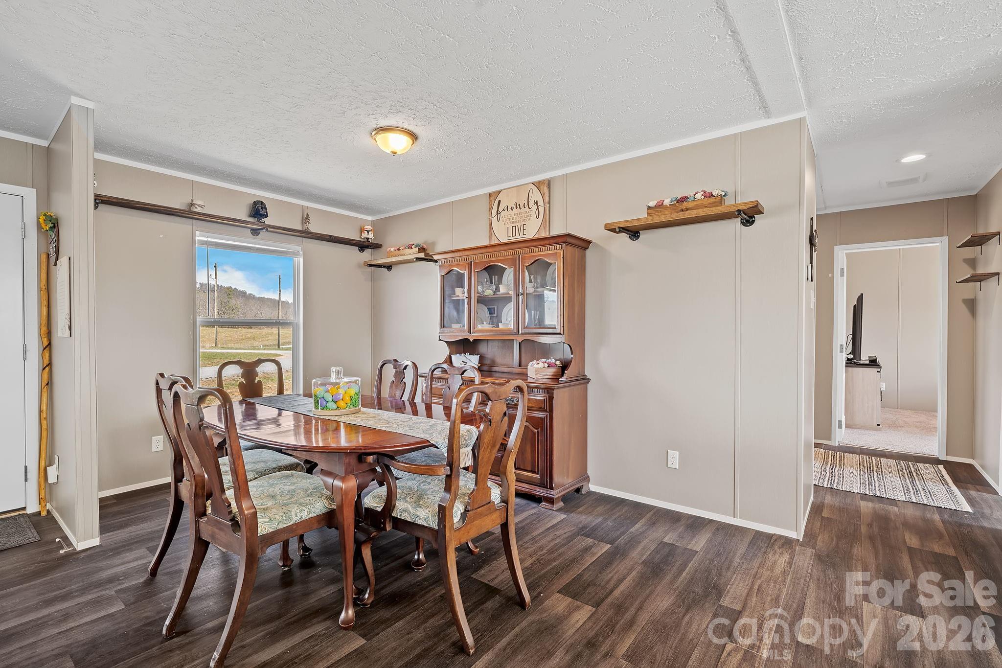 59 Alberto Way — Hendersonville