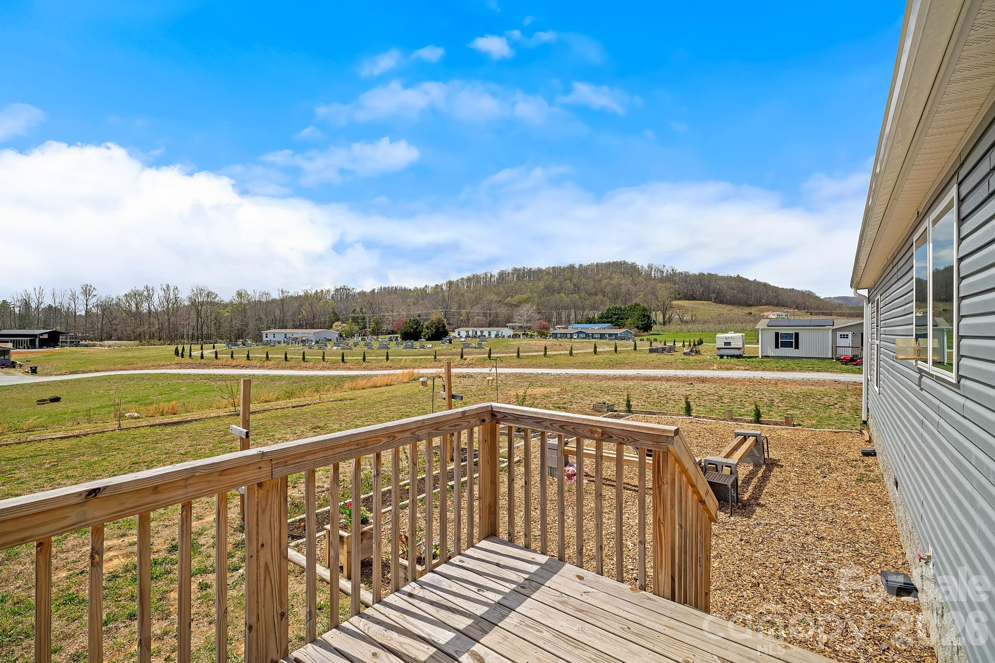 59 Alberto Way — Hendersonville