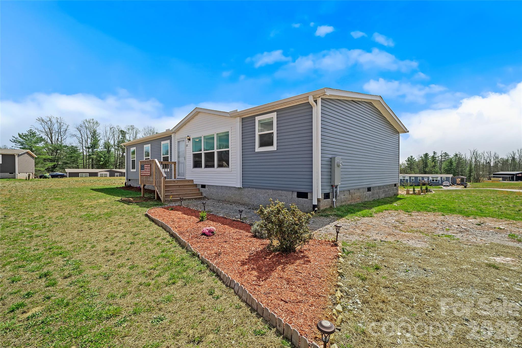 59 Alberto Way — Hendersonville