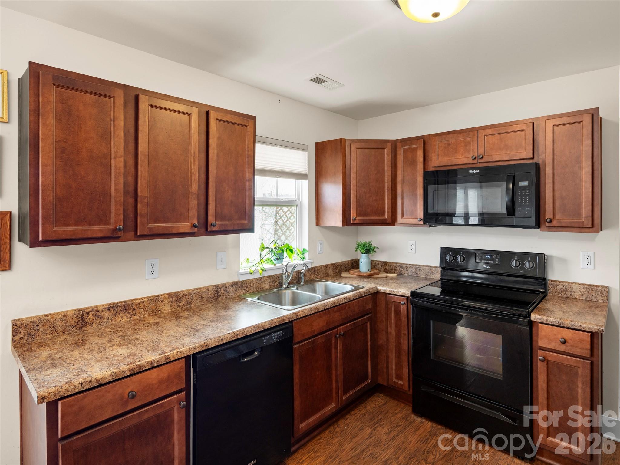 101 Monmouth Way — Candler