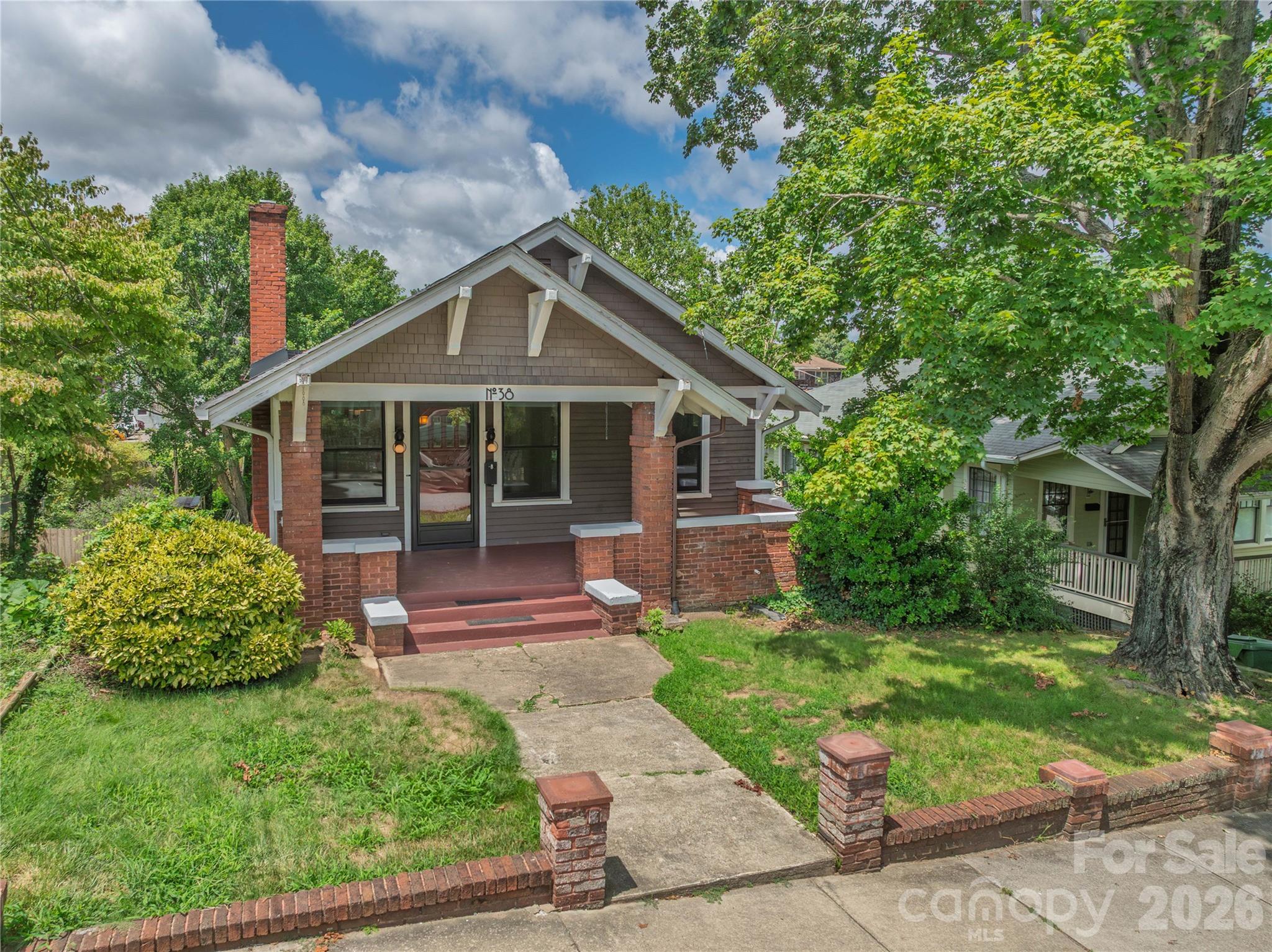 38 Austin Avenue — Asheville
