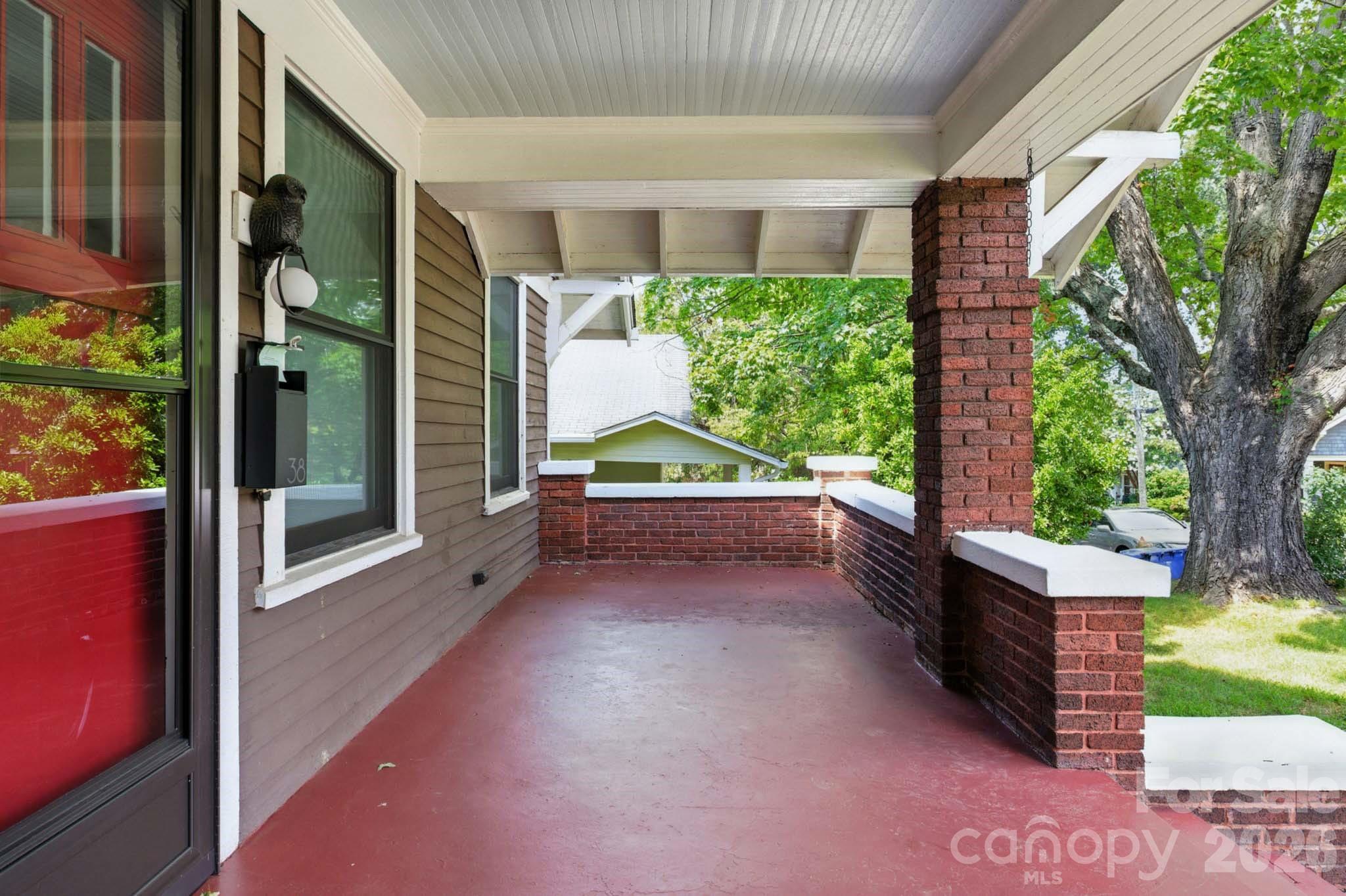 38 Austin Avenue — Asheville
