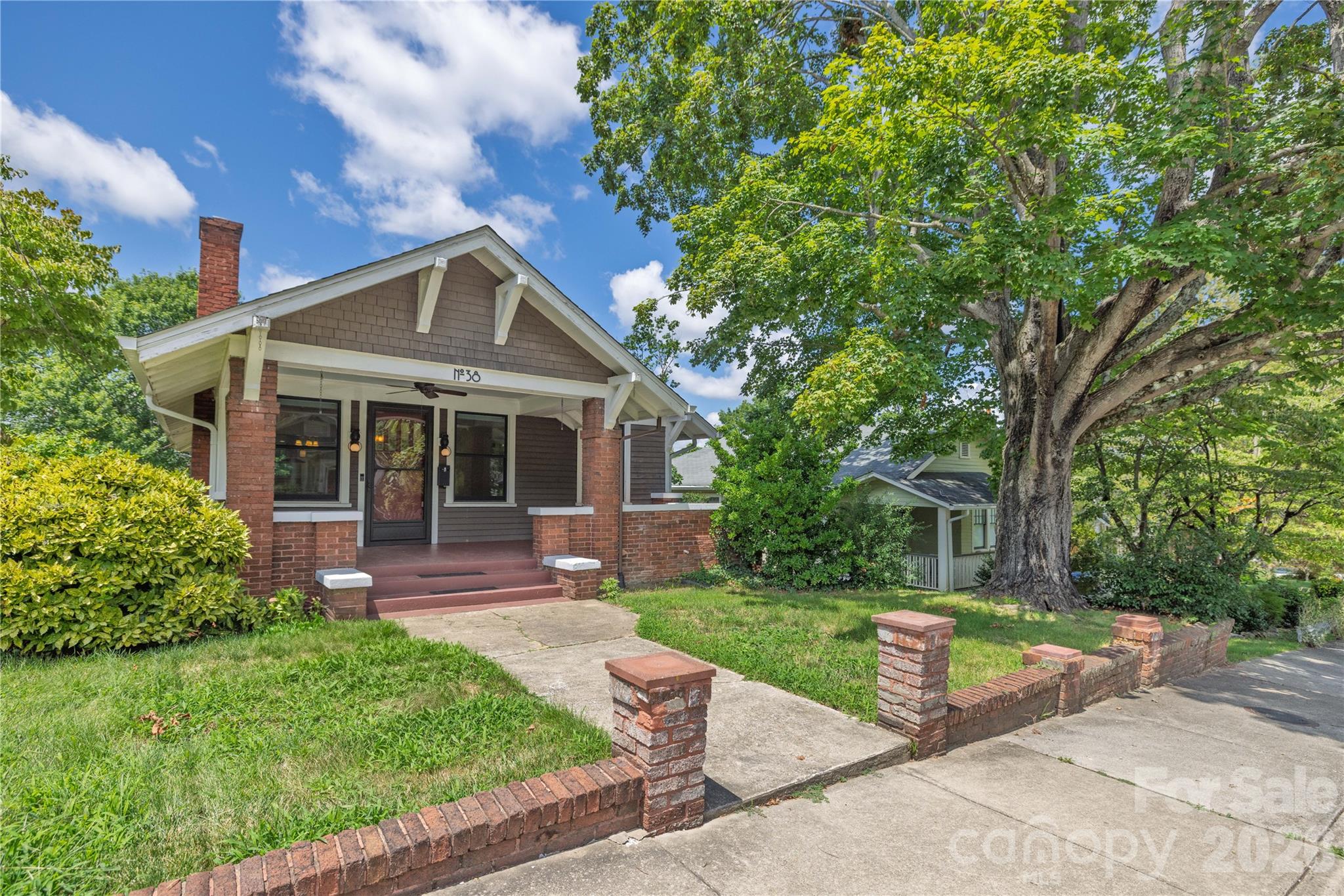 38 Austin Avenue — Asheville