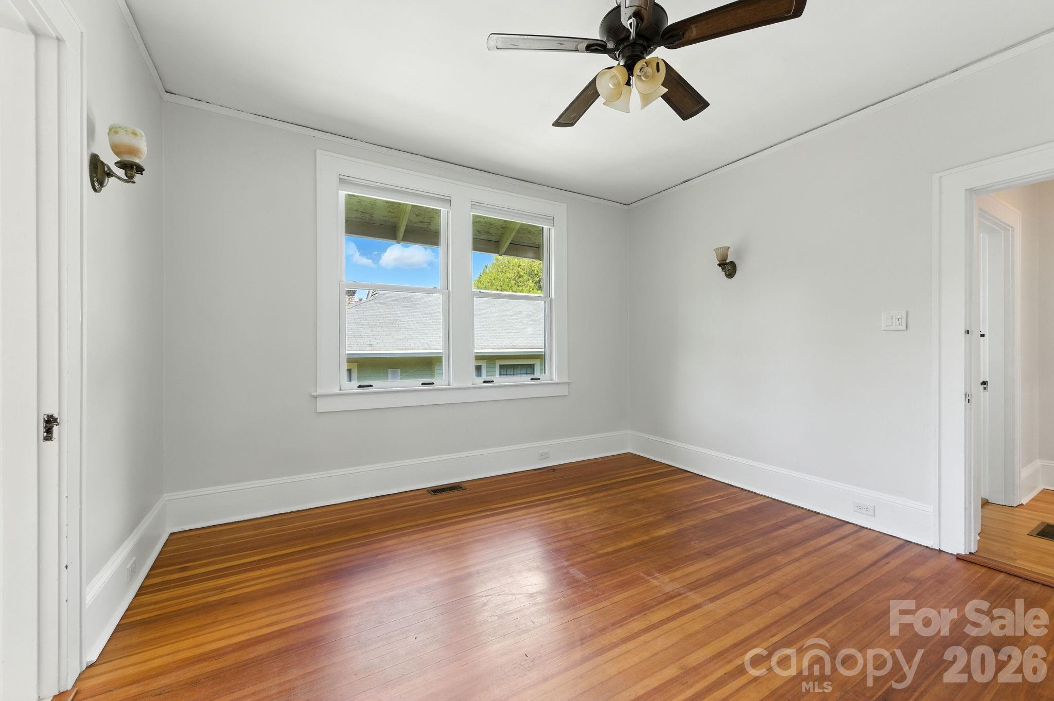 38 Austin Avenue — Asheville