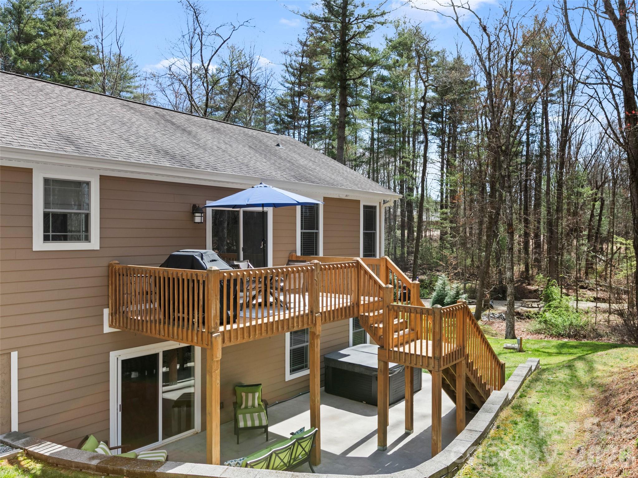 290 Sweetwater Hills Drive — Hendersonville