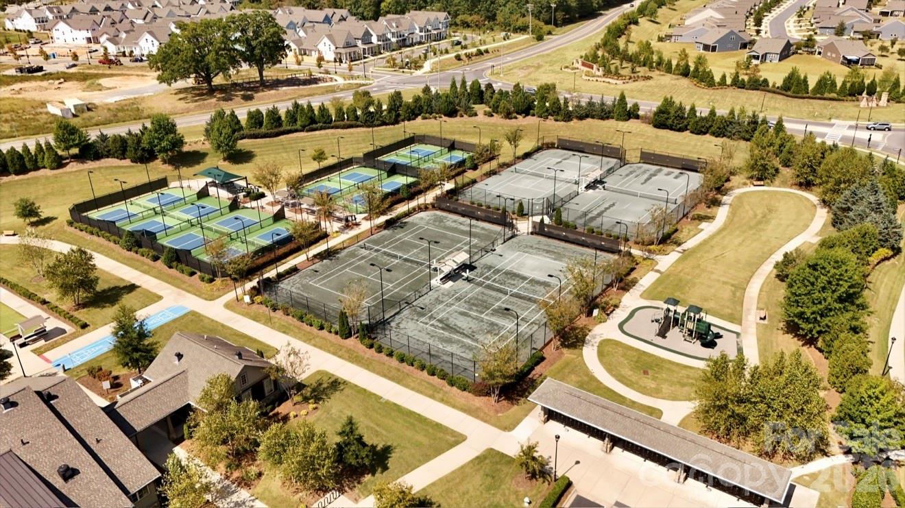 353 Harvest Valley Lane — Fort Mill