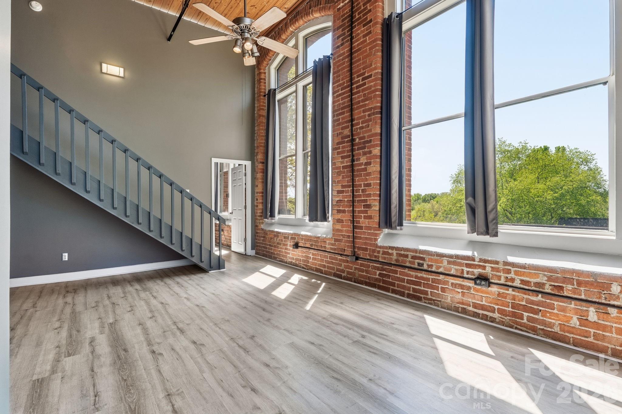 201 S Hoskins Road #236 — Charlotte