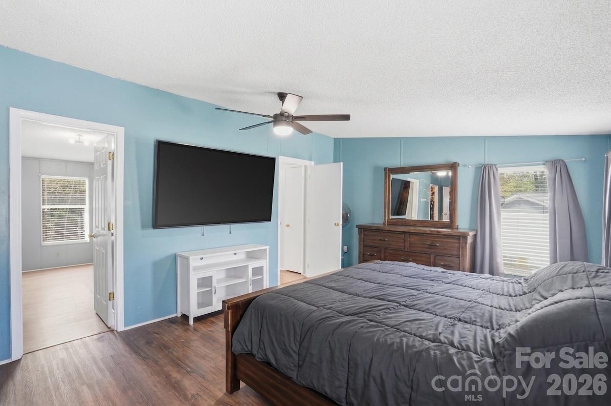 605 Ridgewood Court — Mount Holly