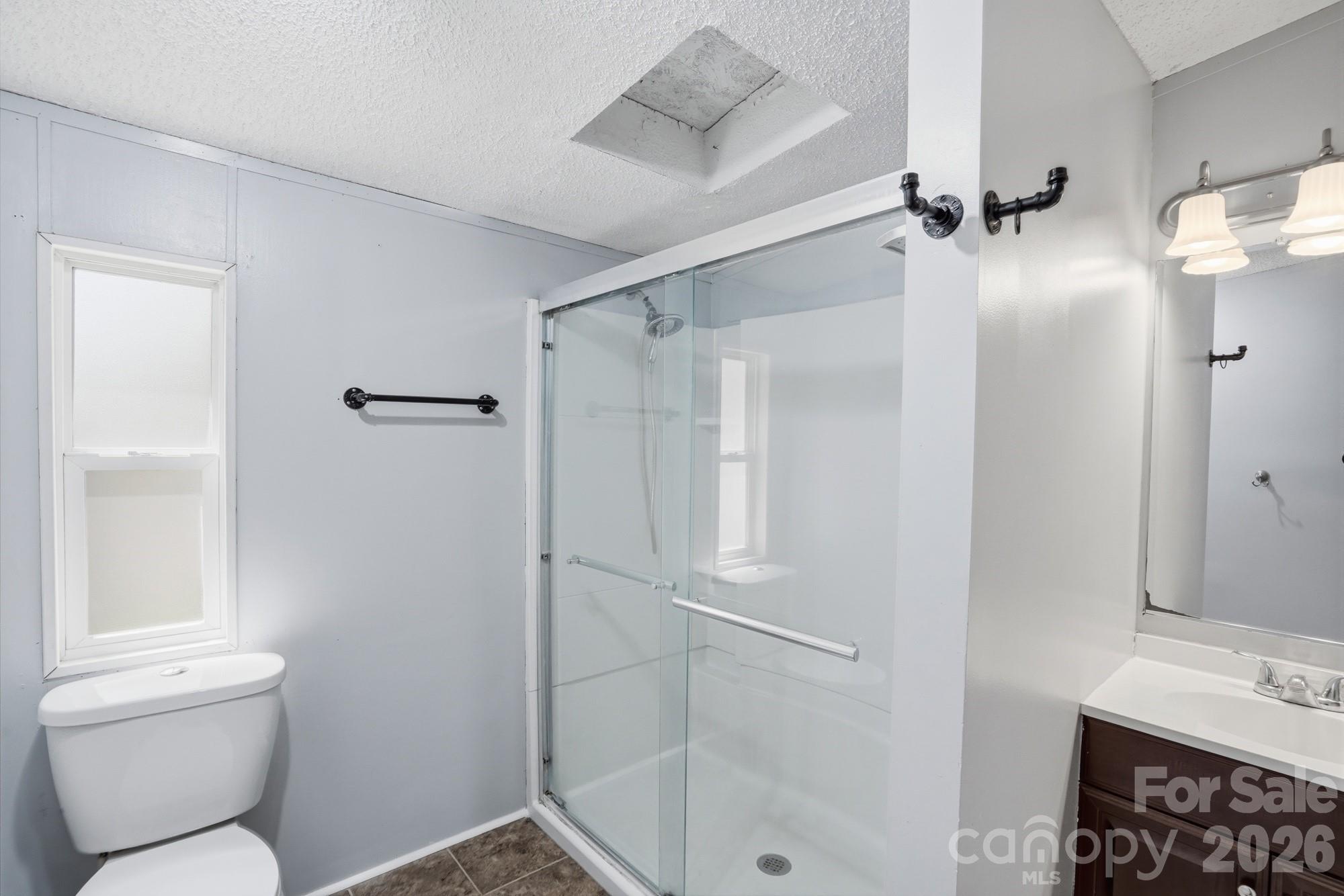 605 Ridgewood Court — Mount Holly