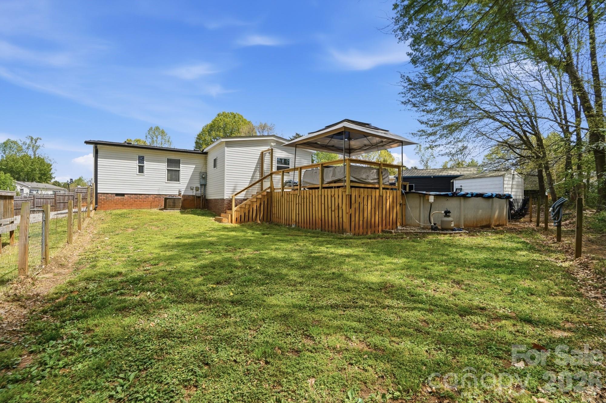 605 Ridgewood Court — Mount Holly
