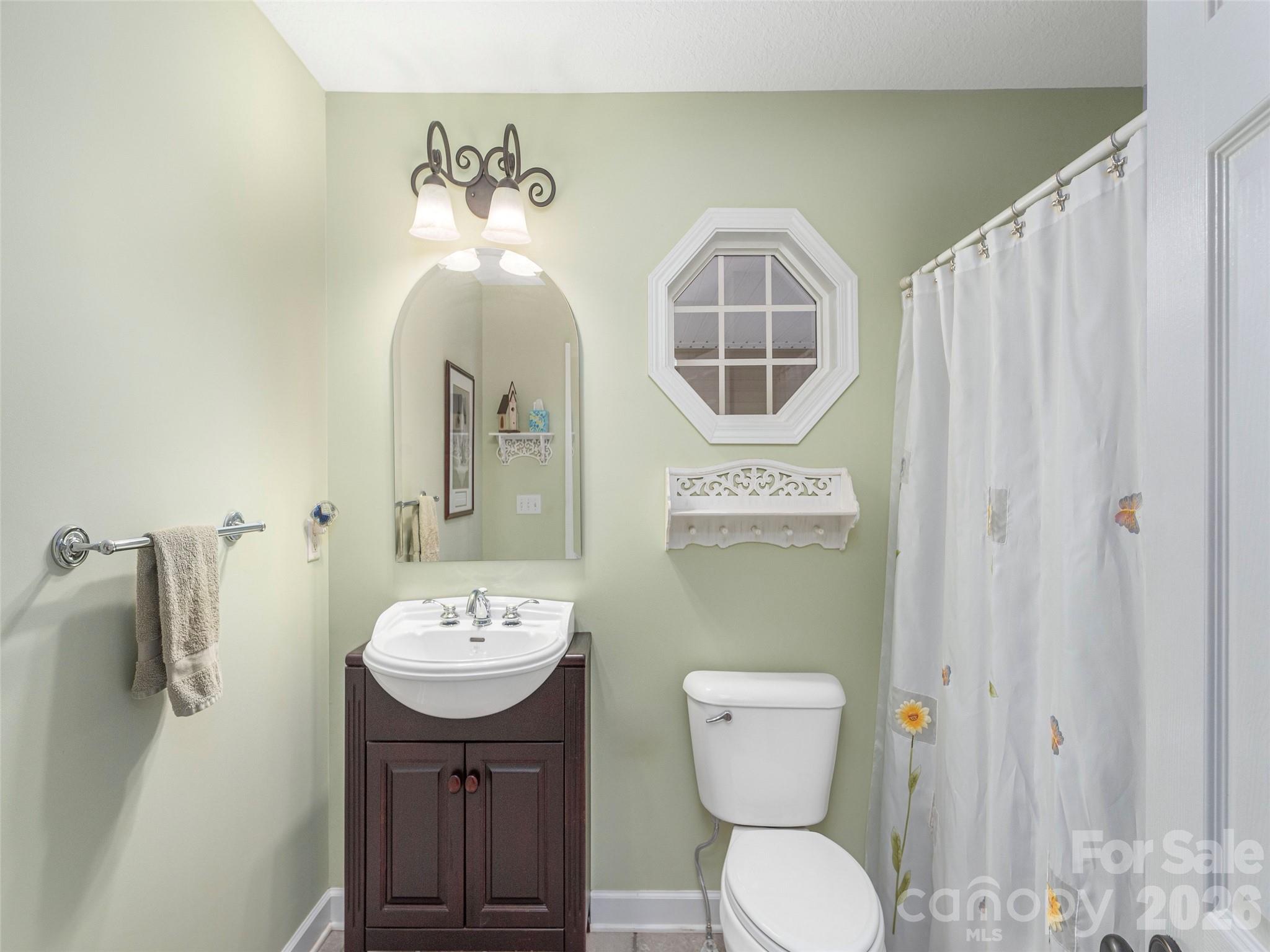 22 Cottage Loop — Waynesville